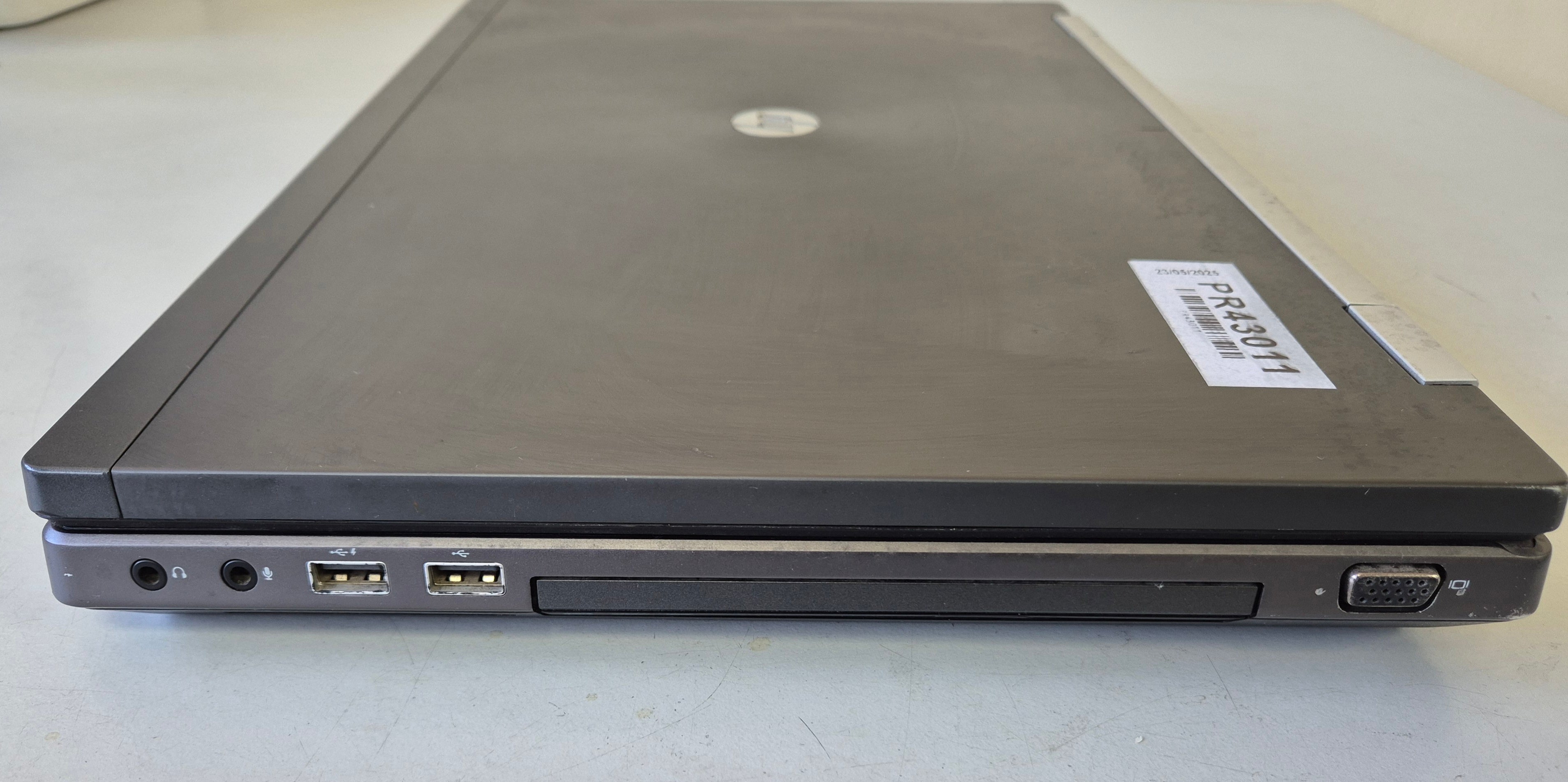 HP EliteBook 8760W 500GB HDD 8GB RAM DVD i7-2670QM 2.20GHz Win10 17.3" USED