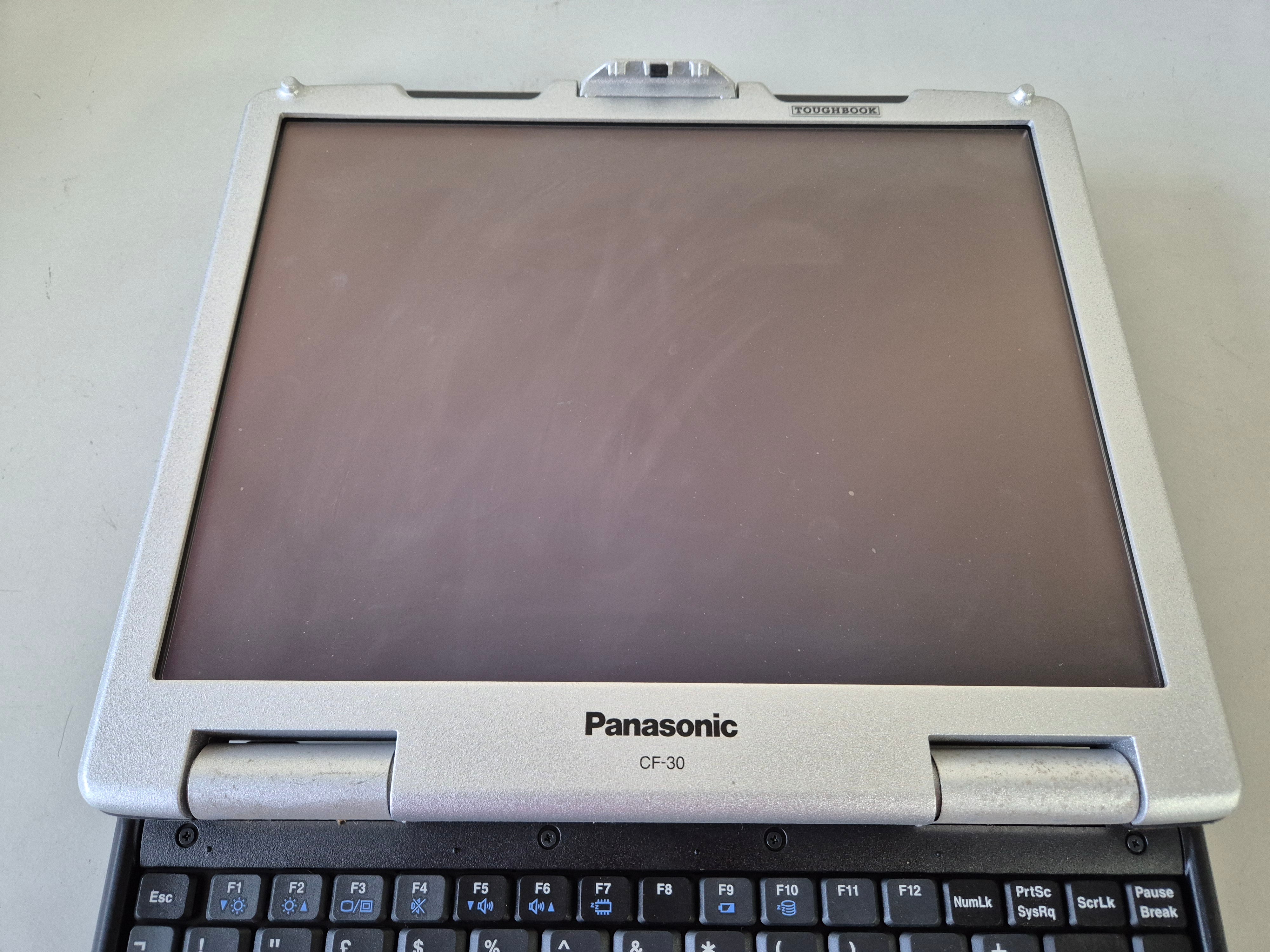 Panasonic ToughBook CF-30 80GB HDD 1GB RAM Intel Core Duo 1.6GHz NO OS ( CF-30CTQAZBE ) USED