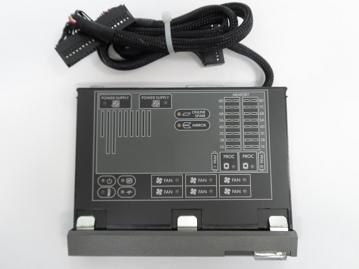 PR10788_409427-001_HP ML370 G5 Server Control Panel - Image2