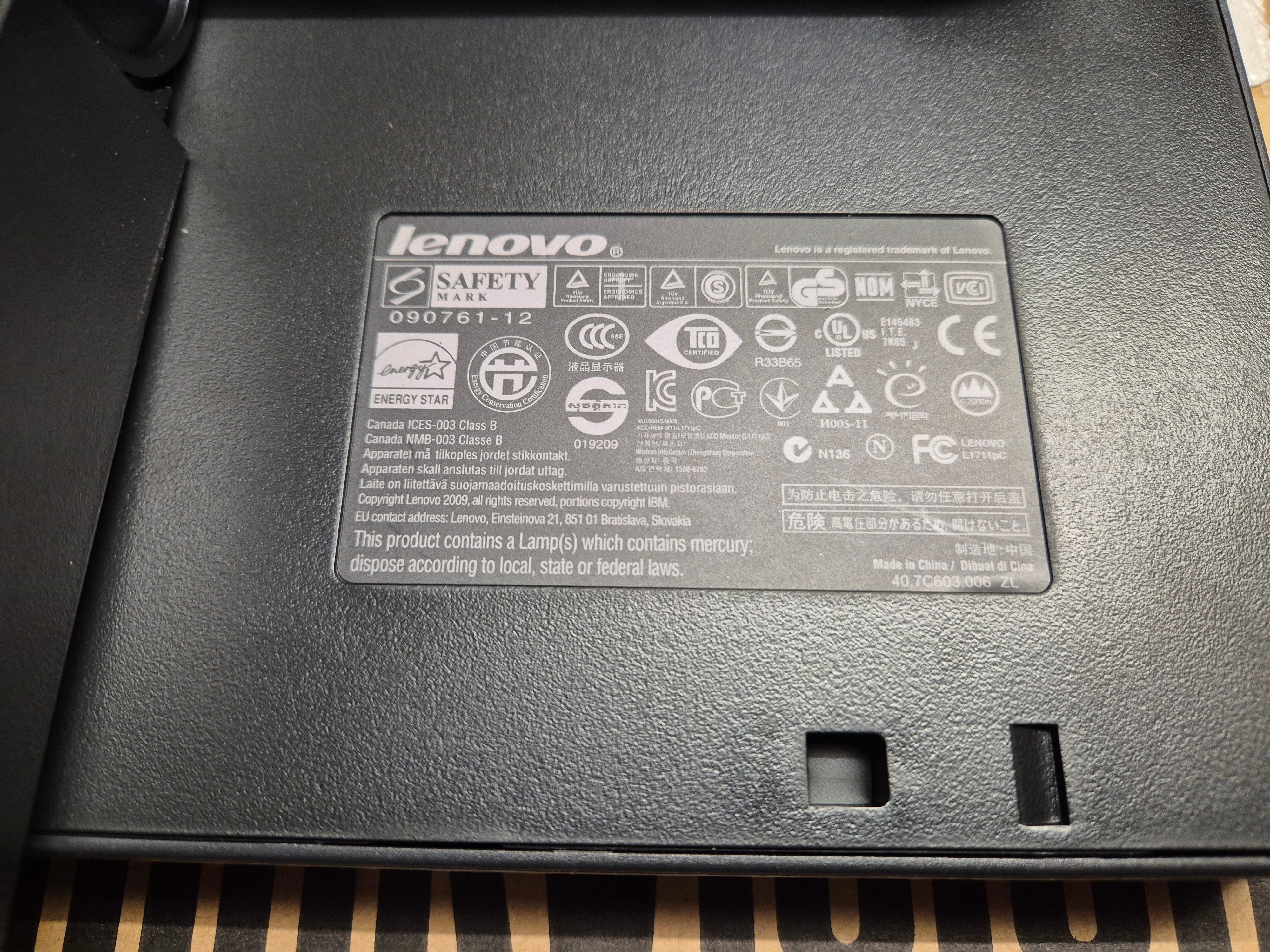 Lenovo ThinkVision LT1712p 17" LCD Flat Panel Monitor ( L1711pC 5047-HC2 03X7959 ) USED