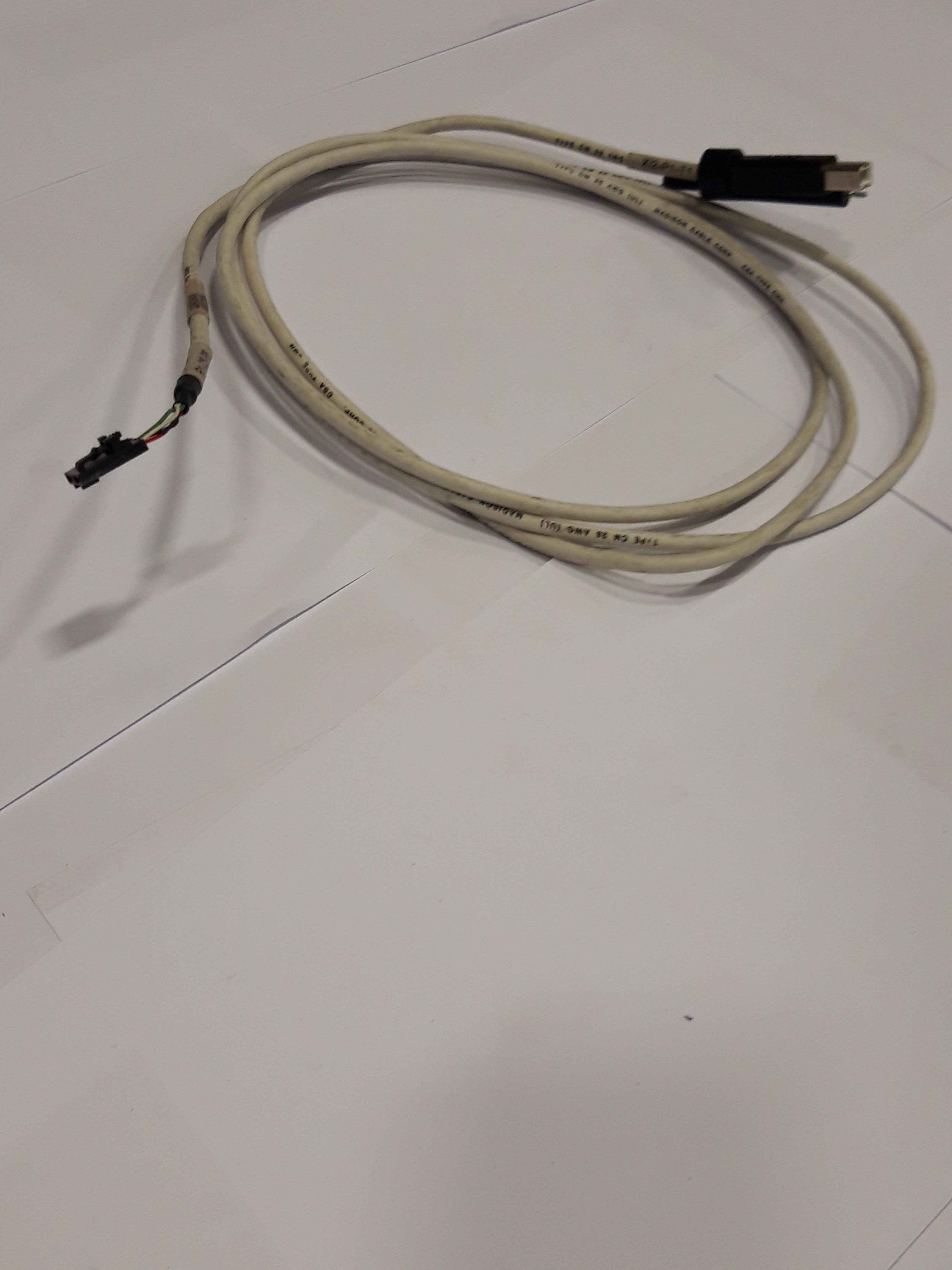 IBM Cable I/O Enlosure 2 to Rack Identity Card 2.0m (22R2908 USED)