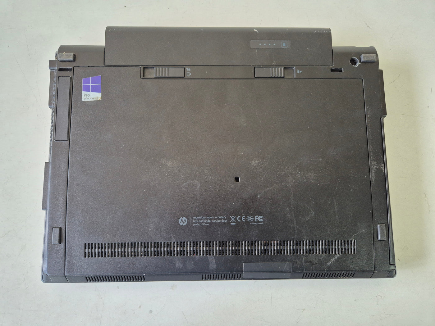 HP EliteBook 2570p NO HD NO OS 2GB RAM i5 12.5" SPR - BIOS Locked