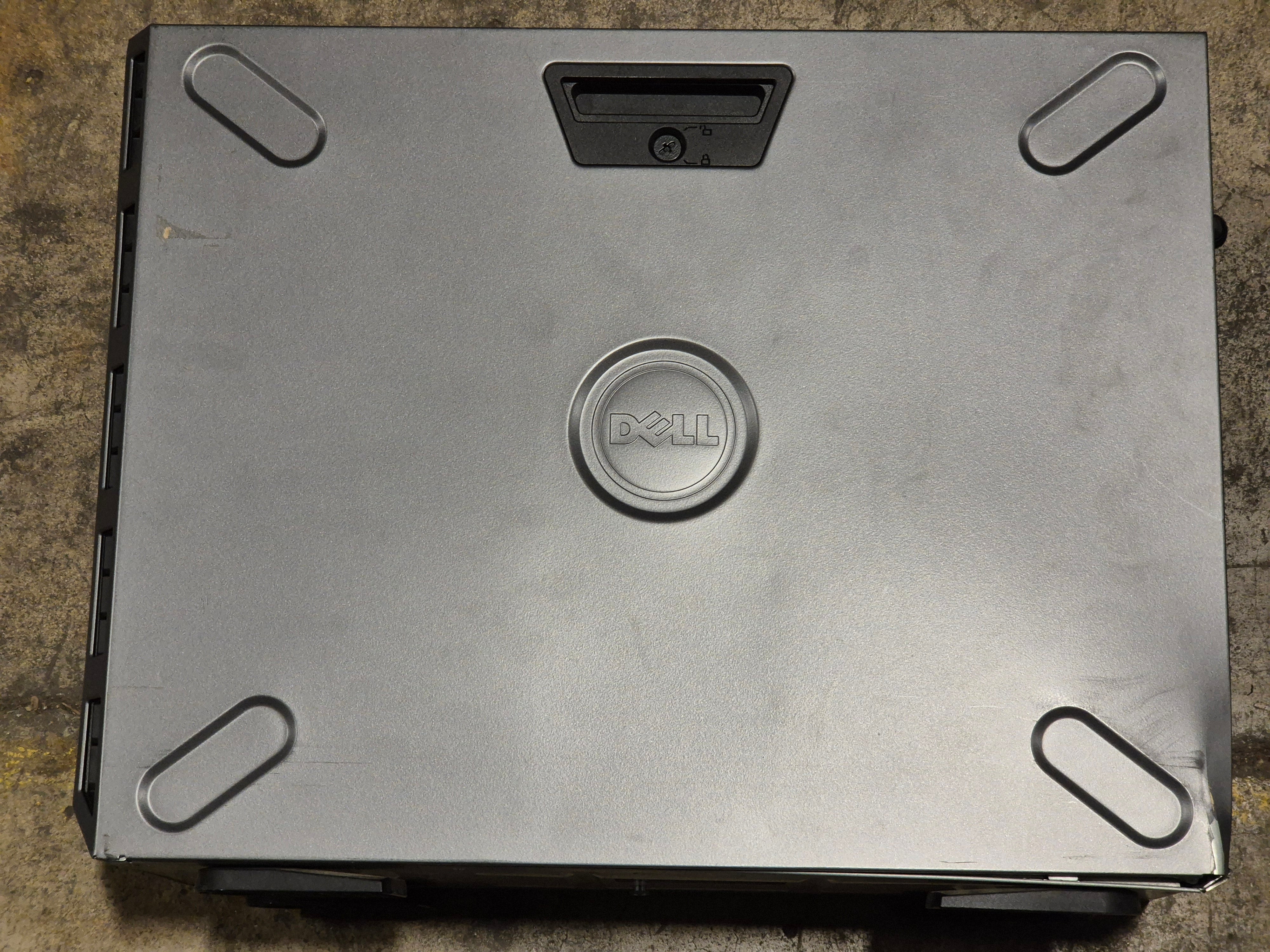 Dell PowerEdge T320 Xeon E5-2403 1.80Ghz NO RAM/HDD/OS DVD Dual PSU WinSVR 2008 COA ( E20S ) USED Damaged case