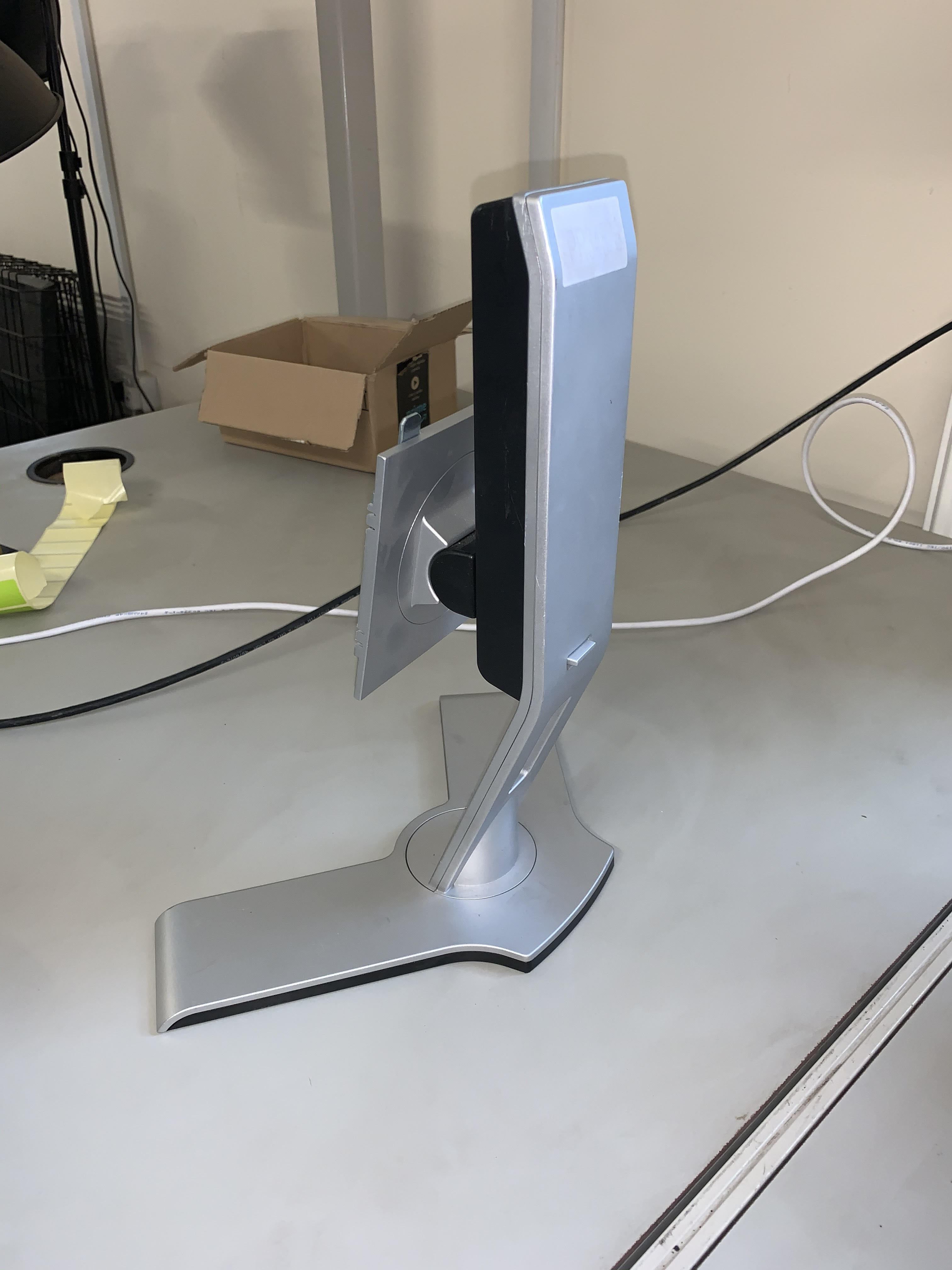 Dell 17" 1907FPt LCD Monitor Stand Base Mount