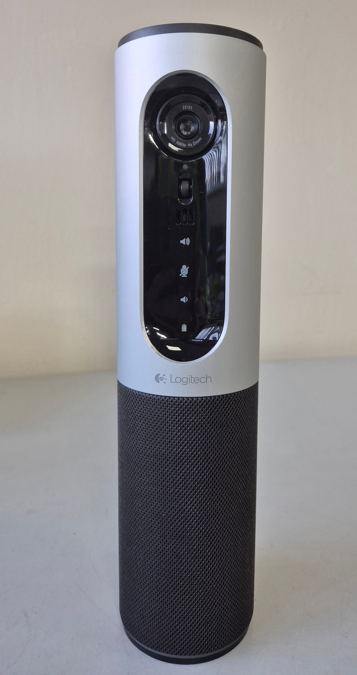 Logitech V-R0004 ConferenceCam Connect w/ speaker & cables ( 860-000490 ) USED Grade A