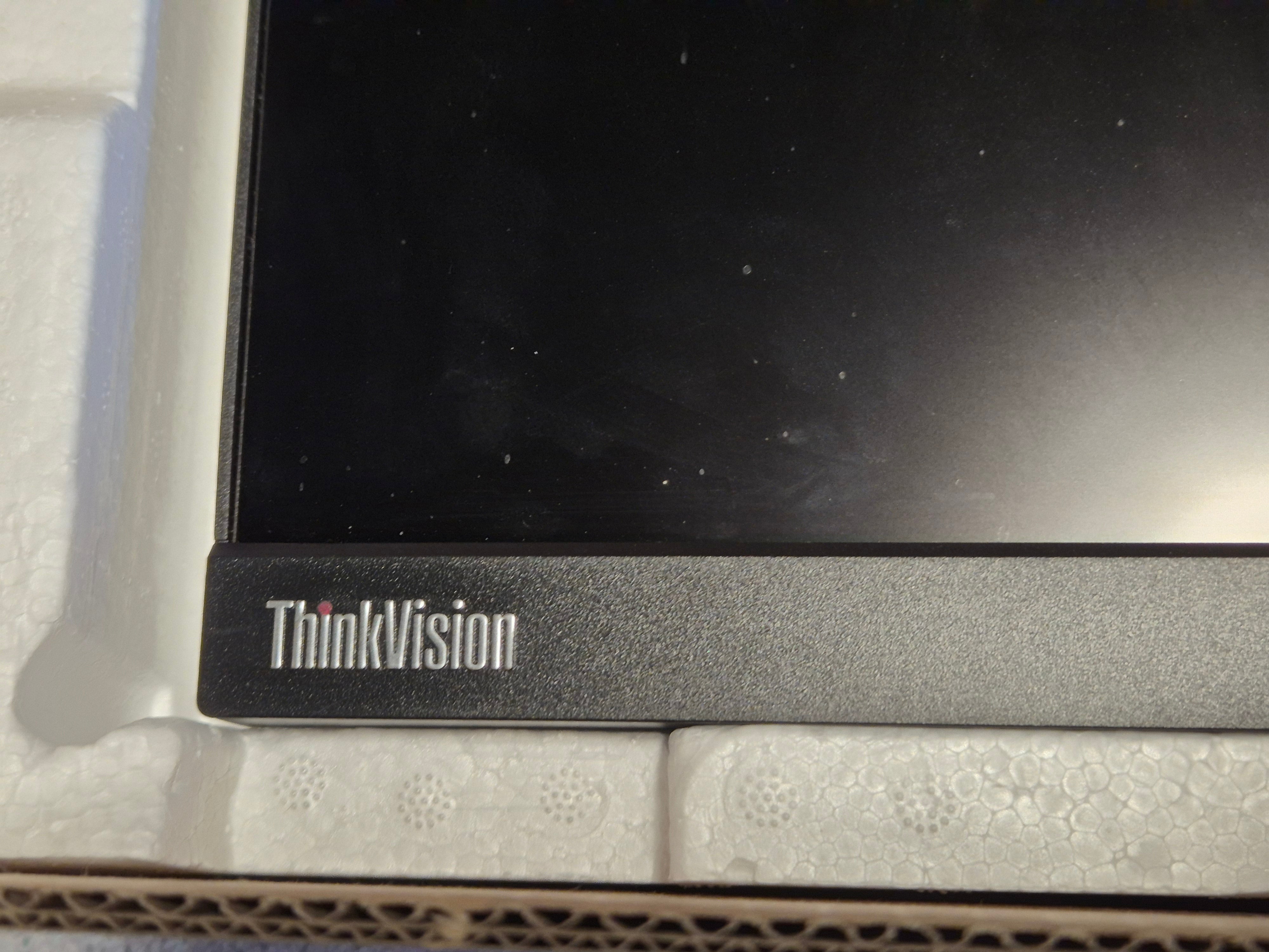 Lenovo ThinkVision S22e-19 21.5” Full HD Monitor - BOXED w/ stand ( 01YY071 ) USED