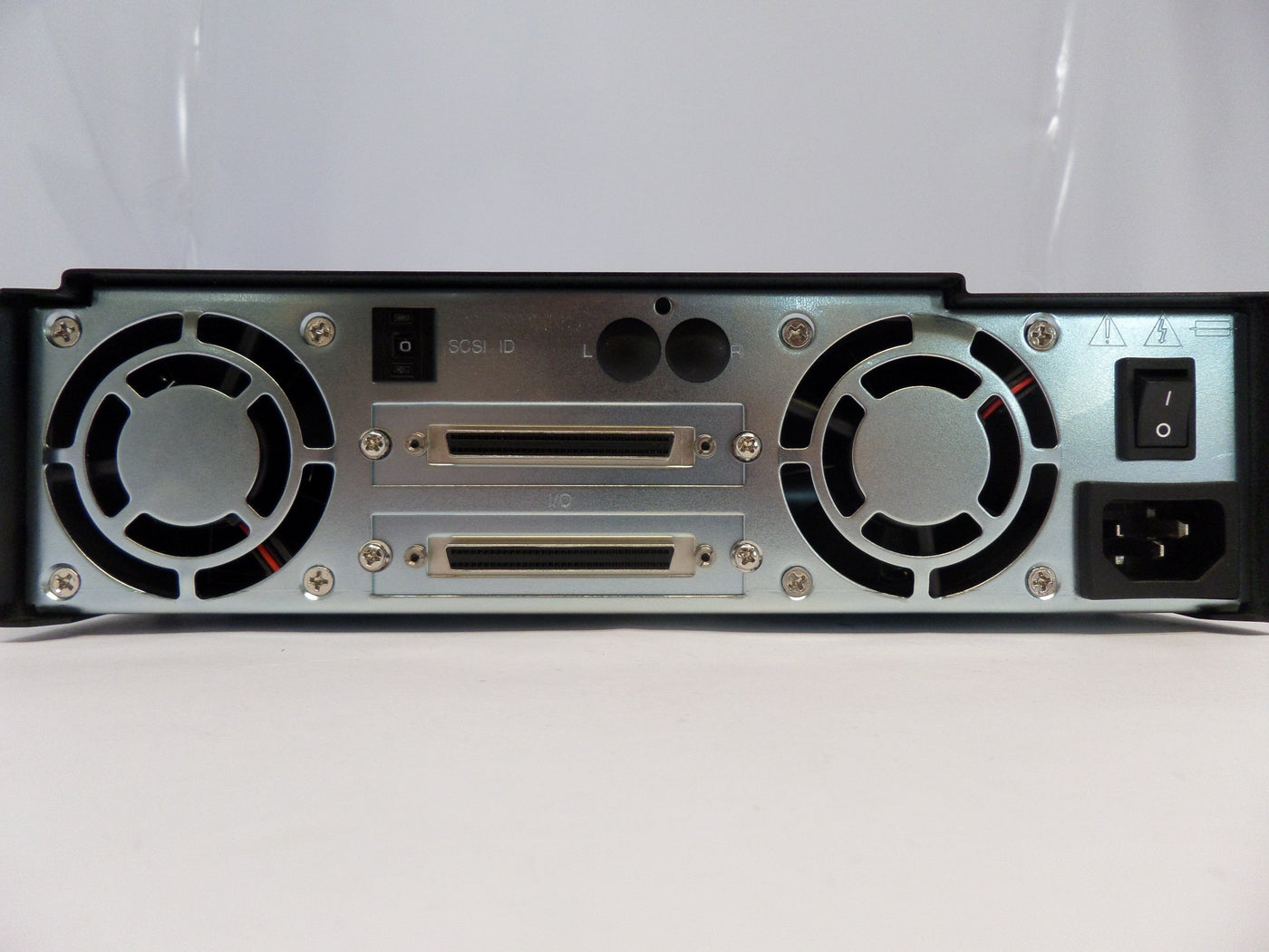 PR26307_11-1027_PDE E501 Wide Half Hight Hard Drive Enclosure - Image4