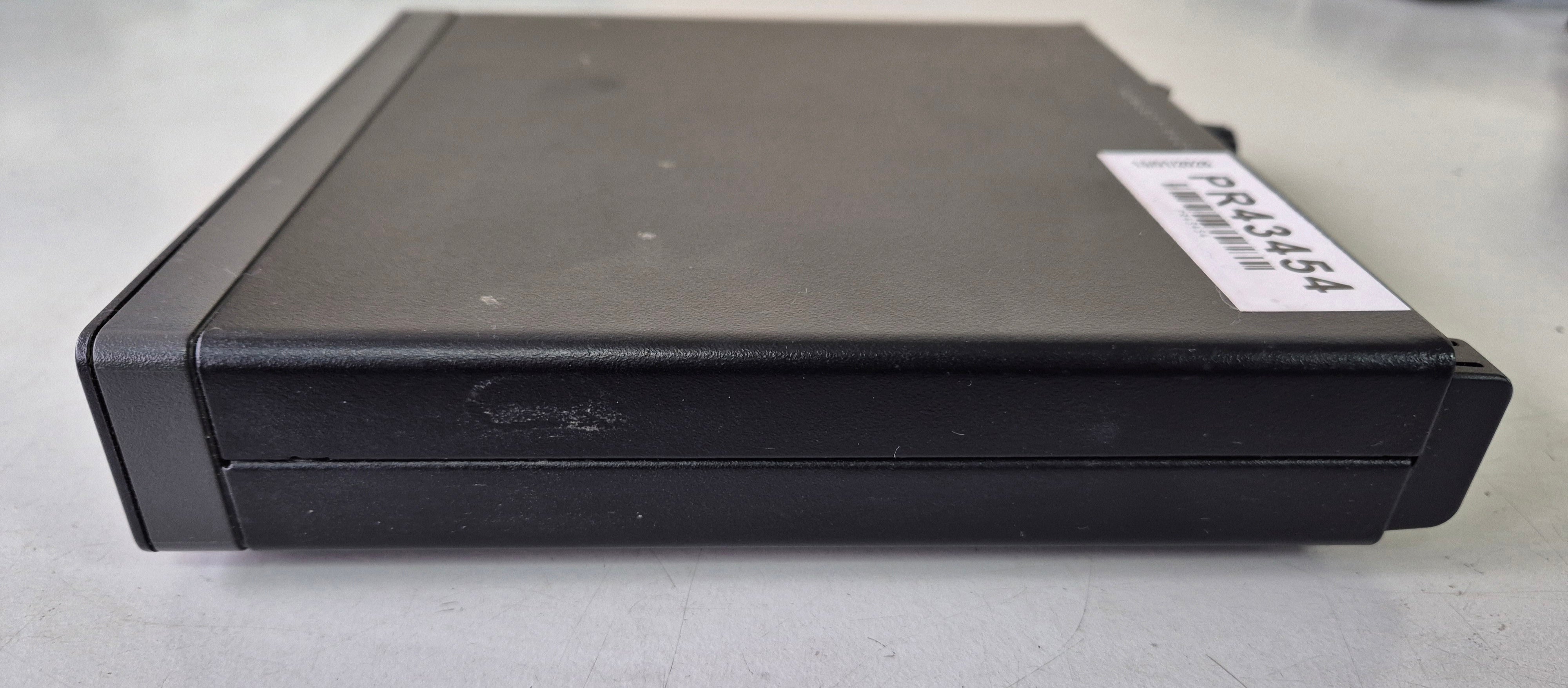 HP EliteDesk 800 G1 Desktop Mini 120GB SSD 4GB RAM i3-4160T 3.1GHz Linux Mint w/ adapter ( L9W49ET#ABU ) USED