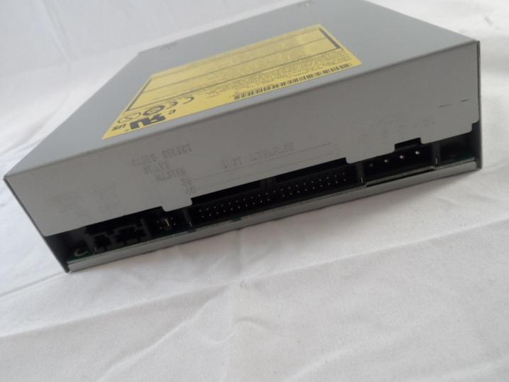 PR12693_SW-9585-C_Panasonic SW-9585-C IDE DVD/CD-RW Drive  5.25" - Image3