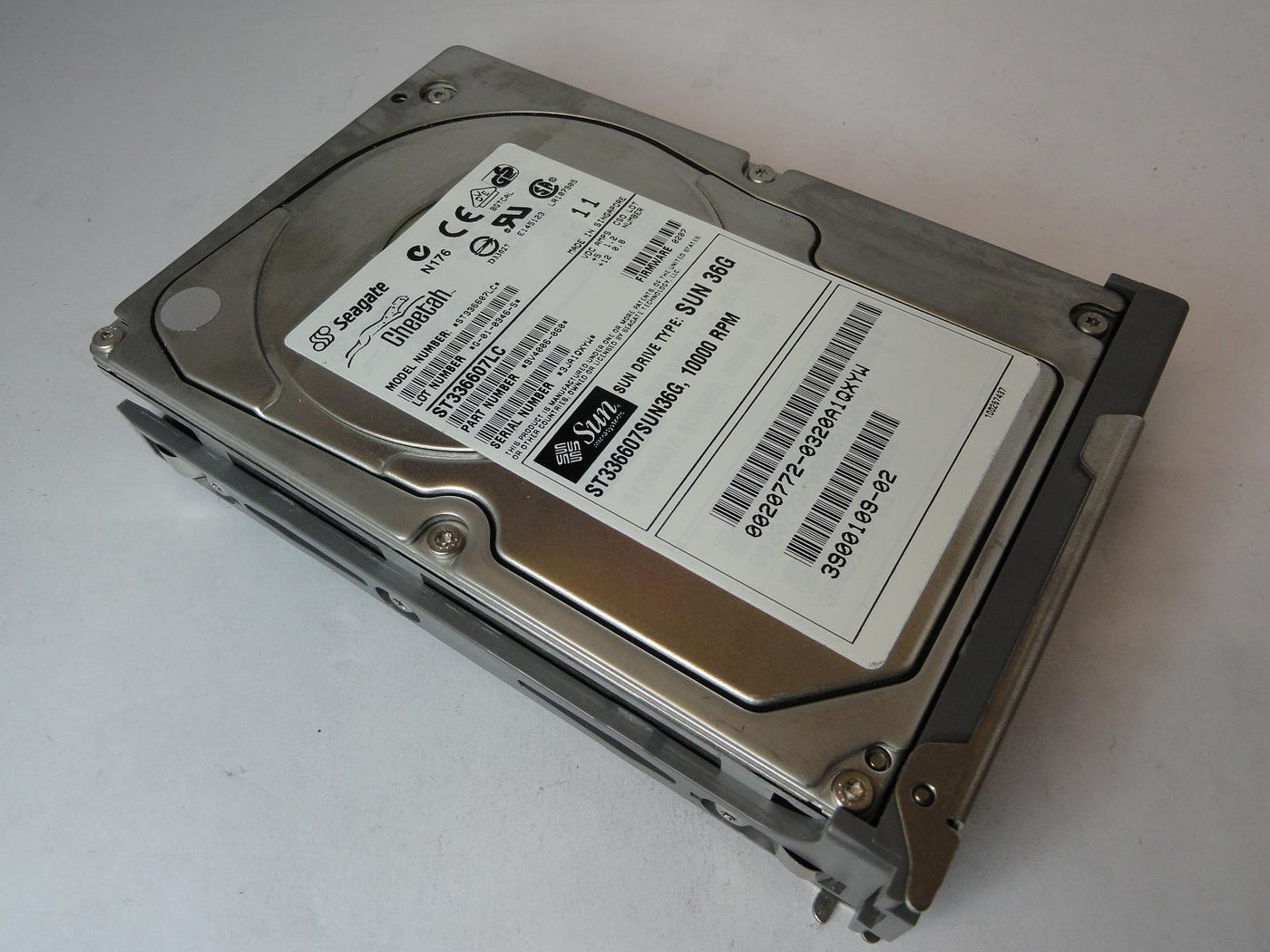 Seagate Sun 36GB SCSI 80 Pin 10Krpm 3.5in HDD in Caddy ( 9V4006-051 ST336607LC 390-0109-02 540-5462-01 ) REF