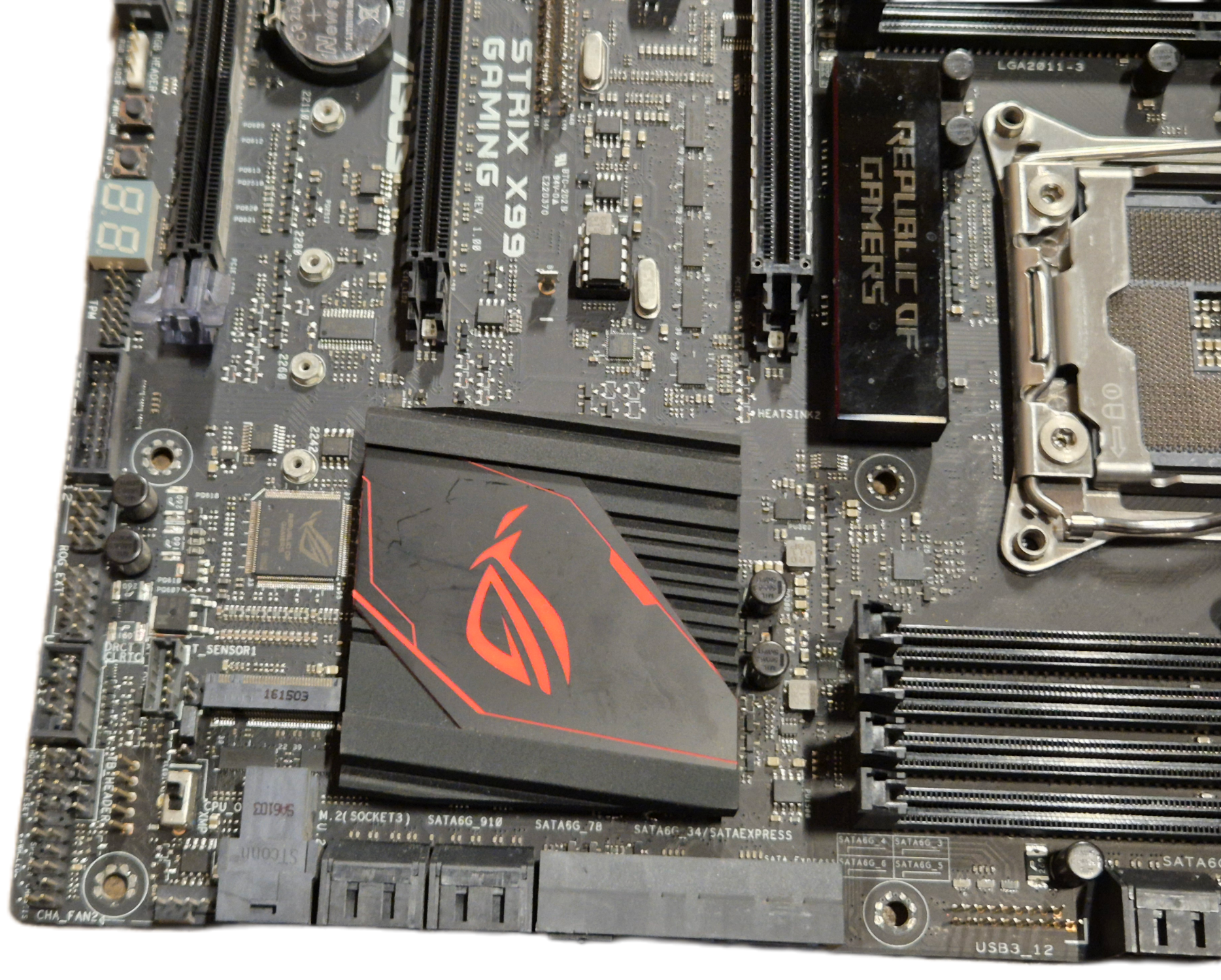 ASUS ROG STRIX X99 Gaming Motherboard LGA2011-3 DDR4 ATX - NO PCIEx4 connector USED