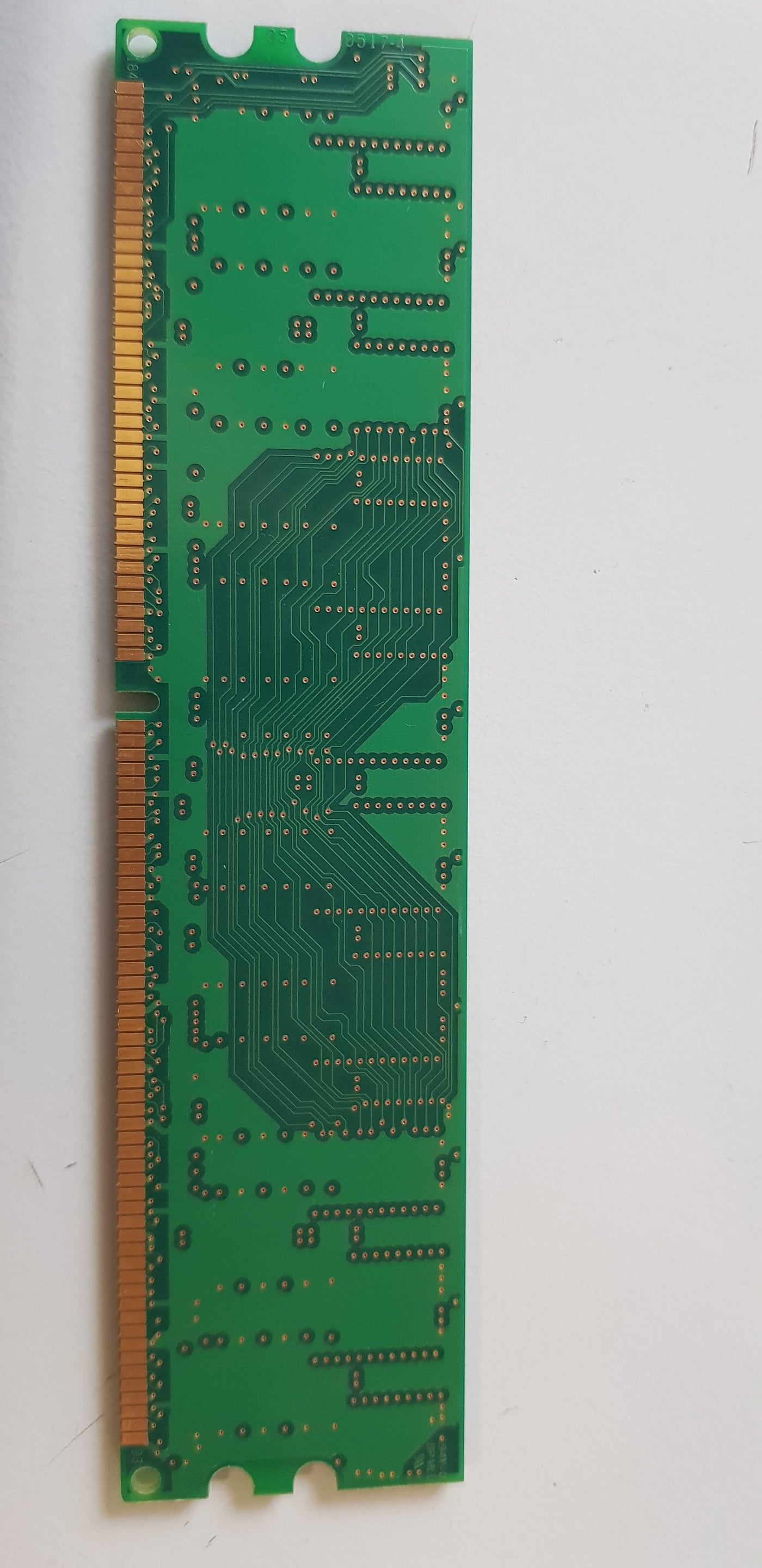 Hynix / HP 256MB PC3200 DDR-400MHz non-ECC Unbuffered CL3 184-Pin DIMM Memory Module (HYMD232646D8J-D43 / 326667-041)