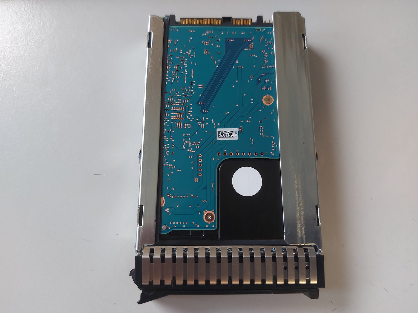 Toshiba Lenovo ThinkSystem 1.2TB 10Krpm SAS 2.5in HDD in Caddy ( AL15SEB120N HDEBL02LPA51 7XB7A00027 00YK016 ) REF