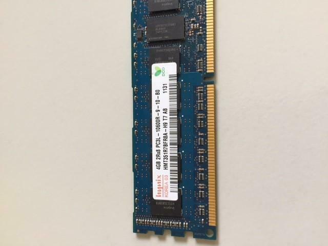 Hynix 4GB PC3-10600 DDR3-1333MHz ECC Registered CL9 240-Pin DIMM ( HMT351R7BFR8A-H9 ) REF