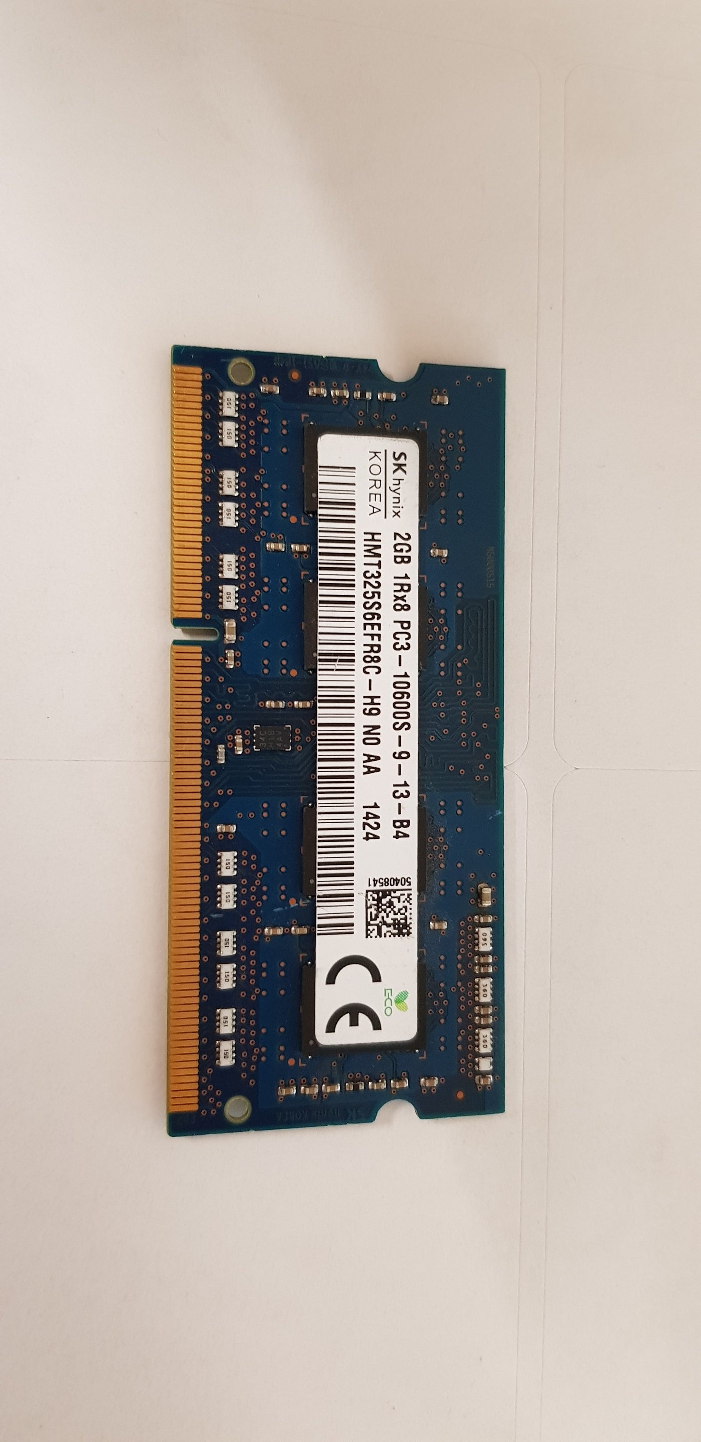 Hynix 2GB 1Rx8 PC3 10600S 204Pin SODIMM MEMORY MODULE (HMT325S6EFR8C-H9)