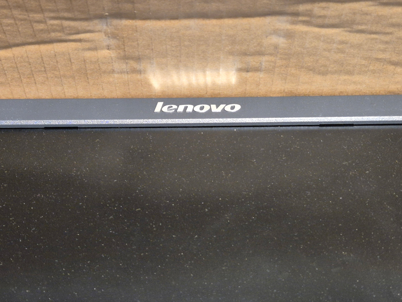 Lenovo ThinkVision LT1952pwD 19in TFT-LCD Monitor with LED cables + stand + mount ( 03X7911 2448-MB6 ) USED Grade B