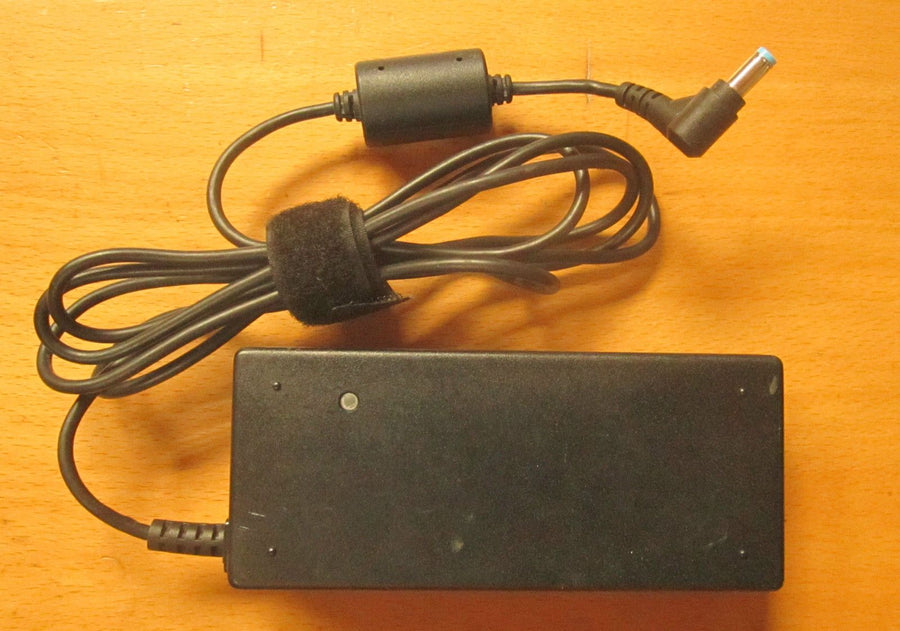 DELTA ELECTRONICS AC Adaptor 19V 4.74A 90W ( ADP-90SB-BB ) USED