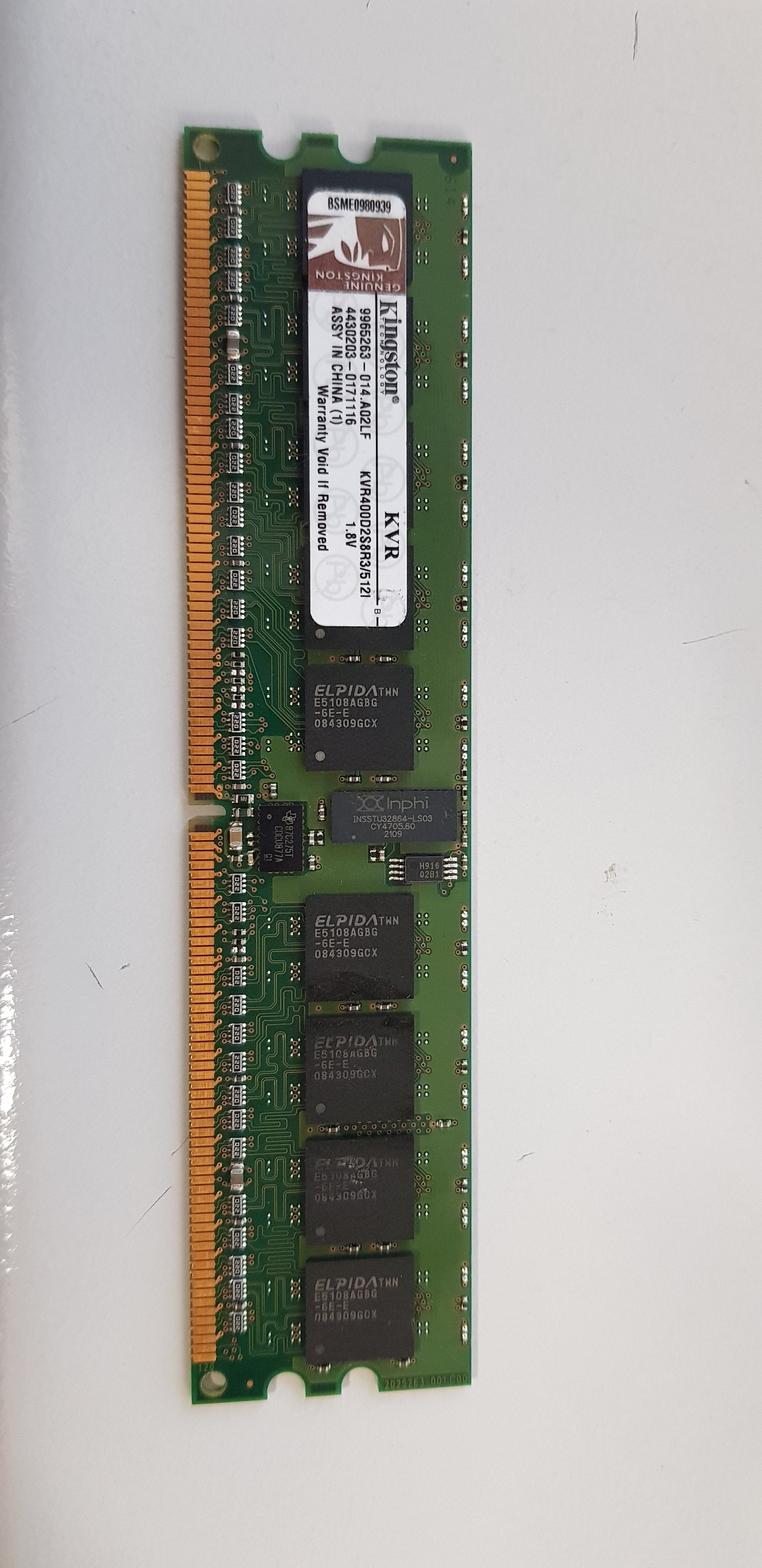 Kingston 512MB PC2-3200 DDR2-400MHz ECC Registered CL3 240-Pin DIMM ( KVR400D2S8R3/512 9965263-014 ) REF