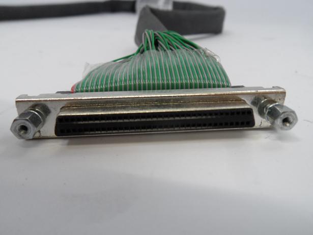 Dell PowerEdge 68-pin SCSI Cable ( 7085T 07085T    Dell )