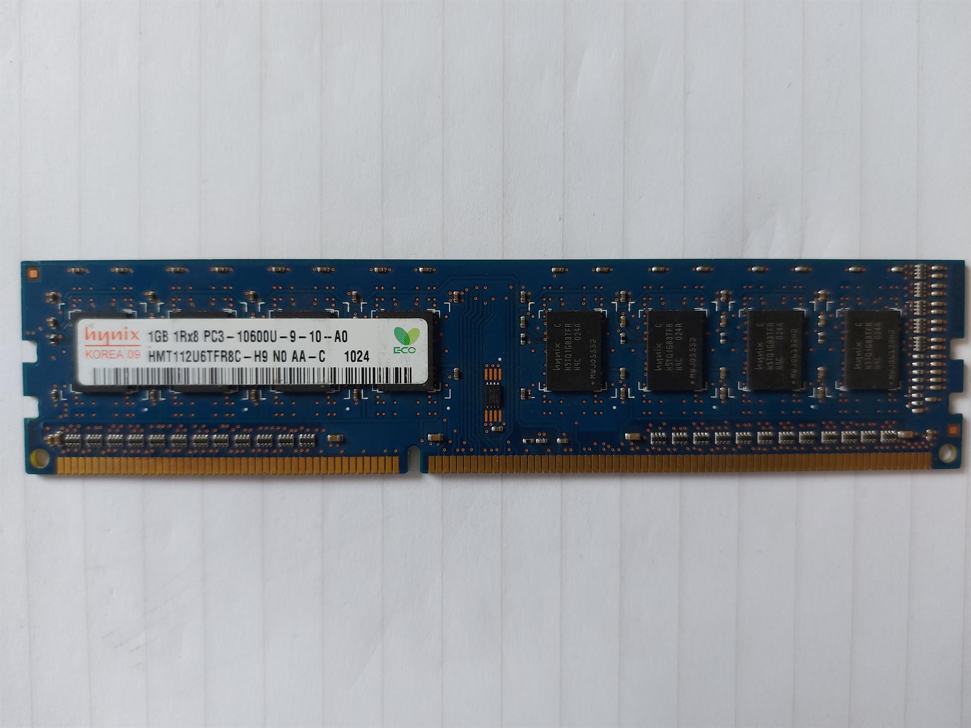 Hynix/HP 1GB PC3-10600 DDR3-1333MHz non-ECC Unbuffered CL9 240-Pin DIMM Single Rank Memory Module (HMT112U6TFR8C-H9 497156-D88)