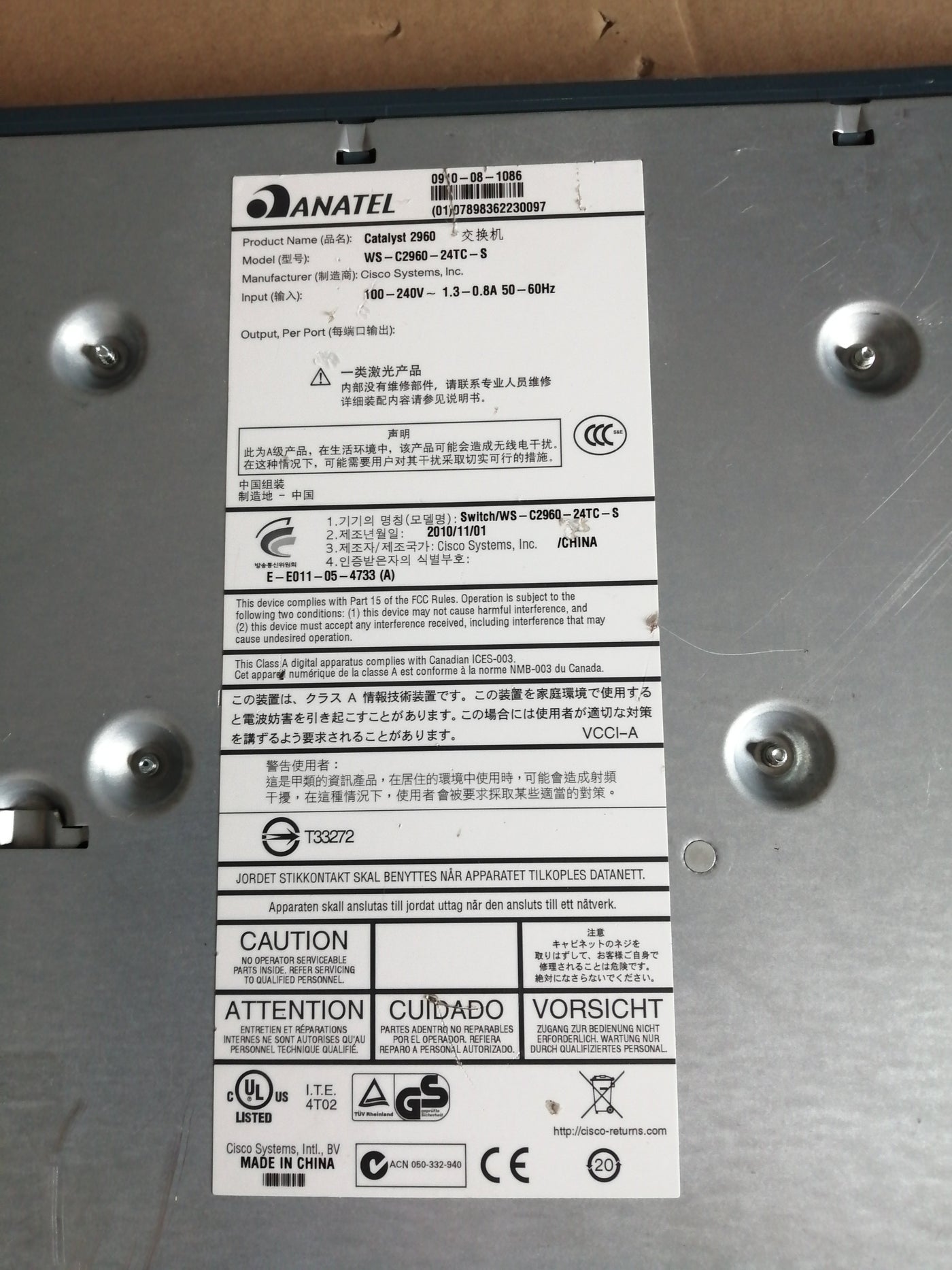 CISCO CATALYST 24 PORT SWITCH ( WS-2960-24TC-S USED )