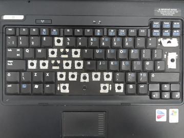 PR20180_nx6110_HP Compaq nx6110 1.73Ghz No Ram No HDD Laptop - Image5