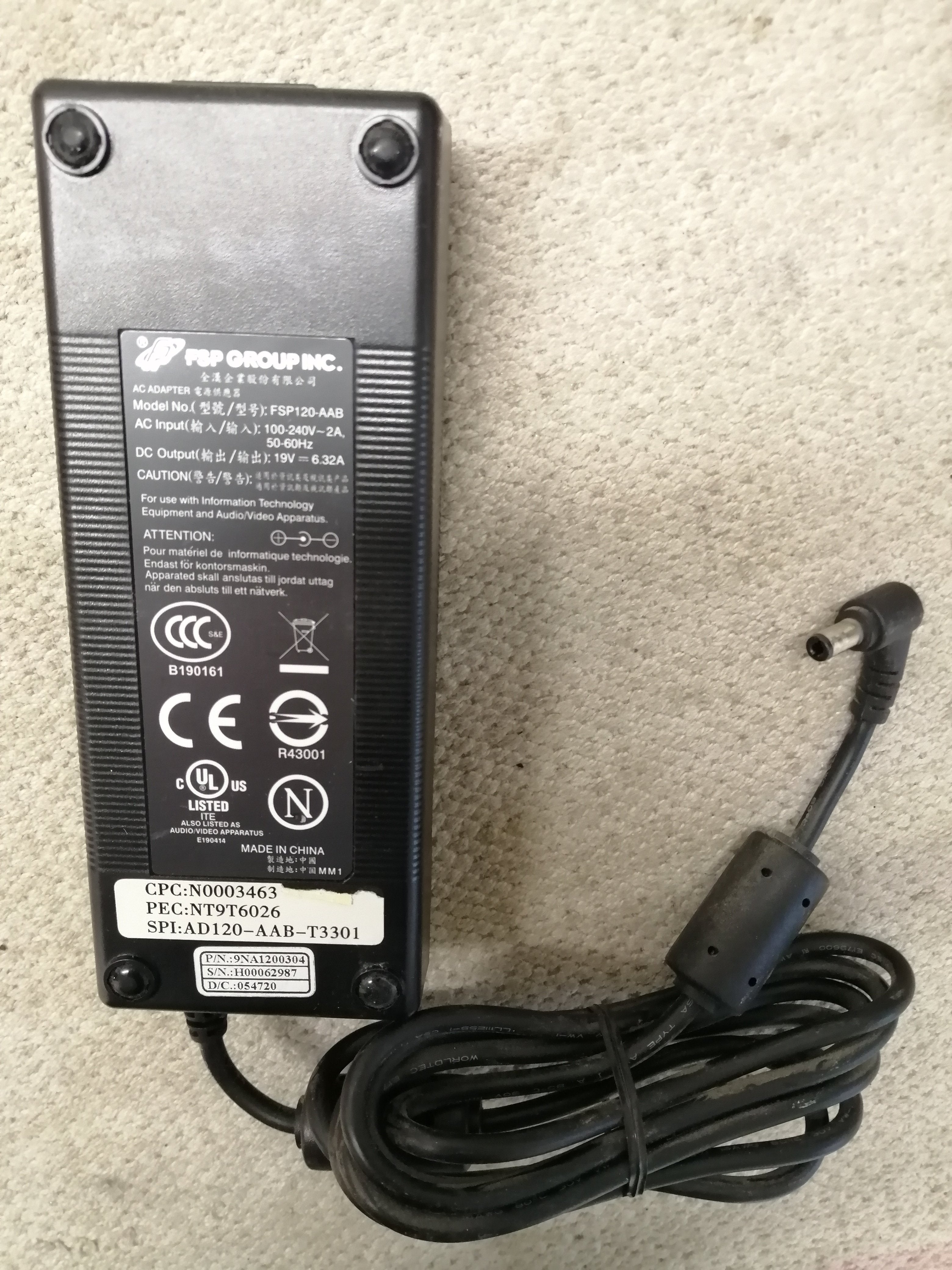 FSP AC ADAPTER IN 240V 2A OUT19V 6.32A  FSP120-AAB ( 9NA1200304  USED )
