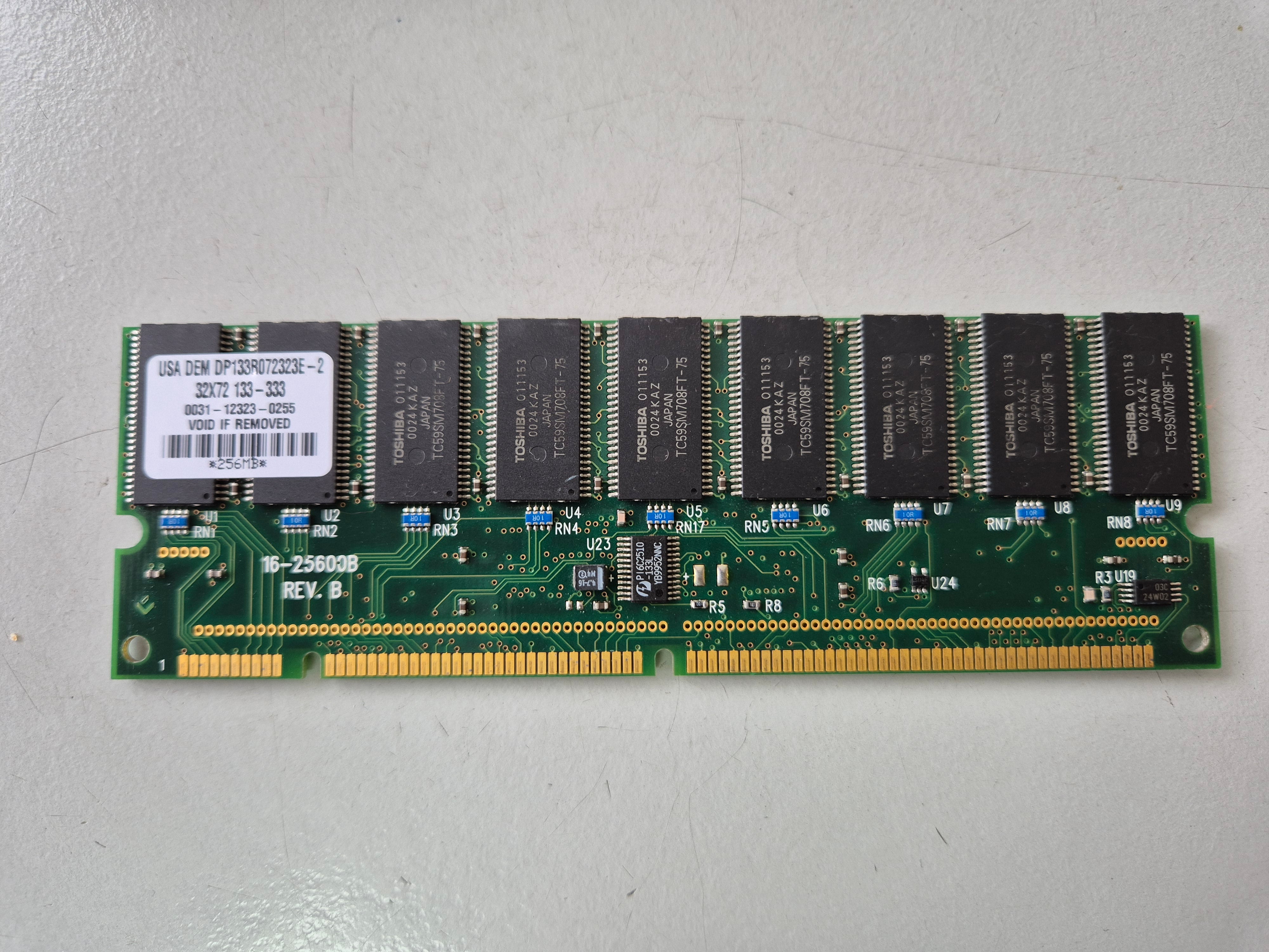 Dane-Elec 256MB PC133 133MHz ECC Registered CL3 168-Pin DIMM ( DP133R072323E ) REF