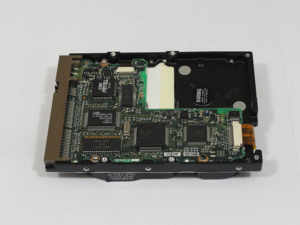 PR12039_CA01630-B341_Fujitsu 3.2GB IDE 3.5" HDD - Image5