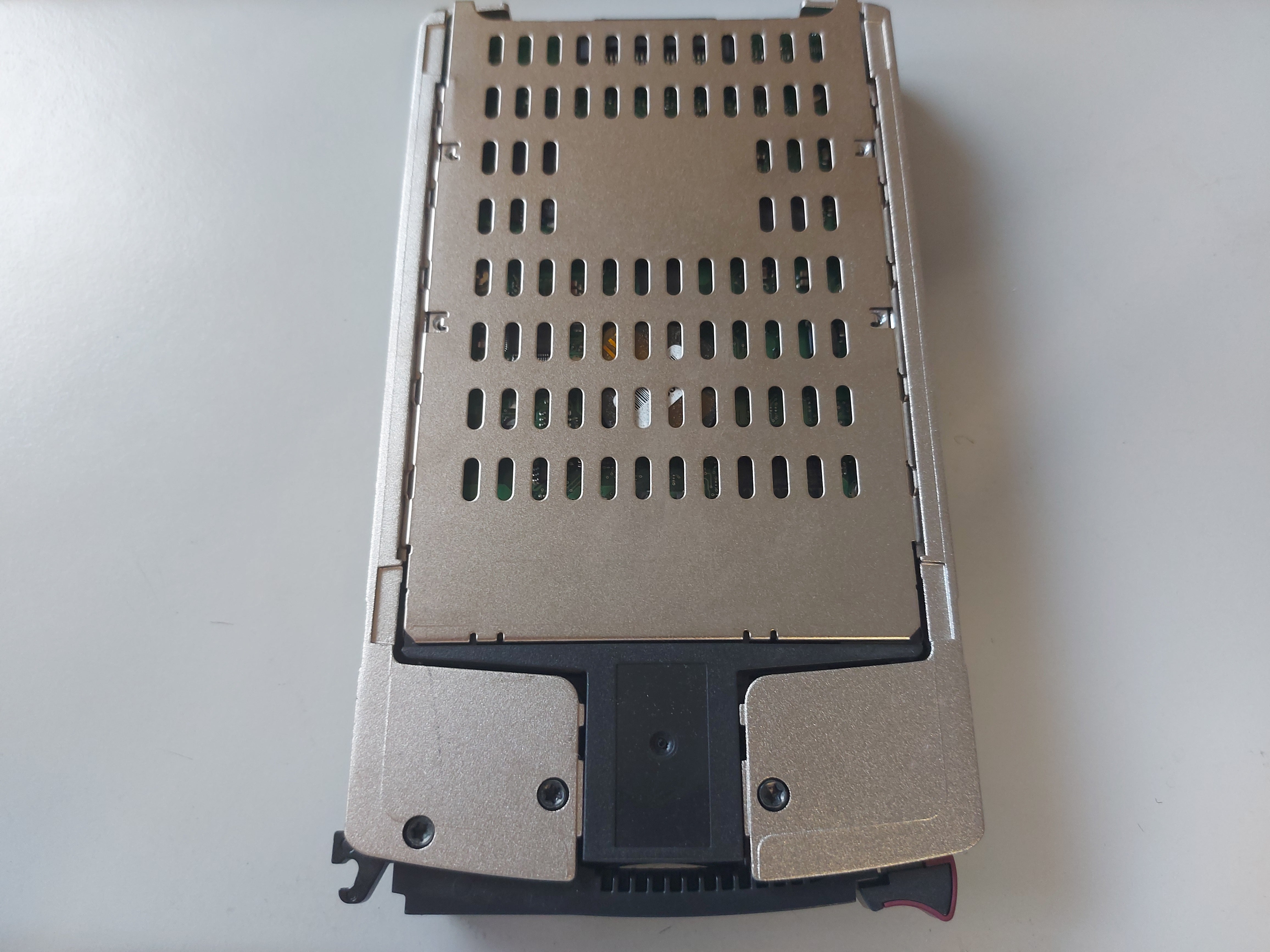 HP Seagate 300GB 10Krpm Fibre Channel 3.5" HDD in Caddy ( 9X1004-044 ST3300007FC BD30058232 365609-001 359461-003 366023-001 364618-001 ) USED
