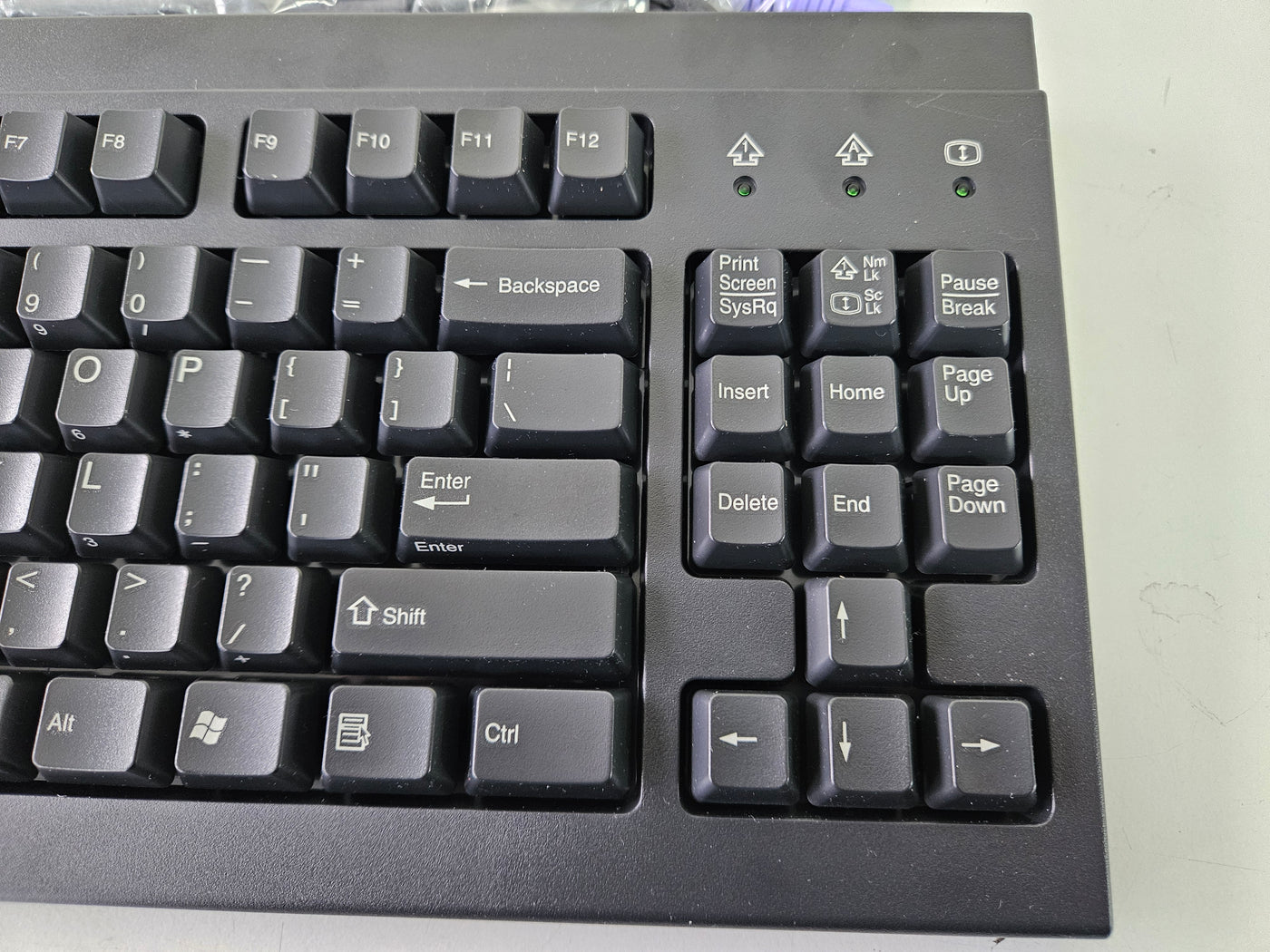 IBM RT3200 US Black Space Saver II PS/2 Wired Keyboard ( 37L0888 ) REF