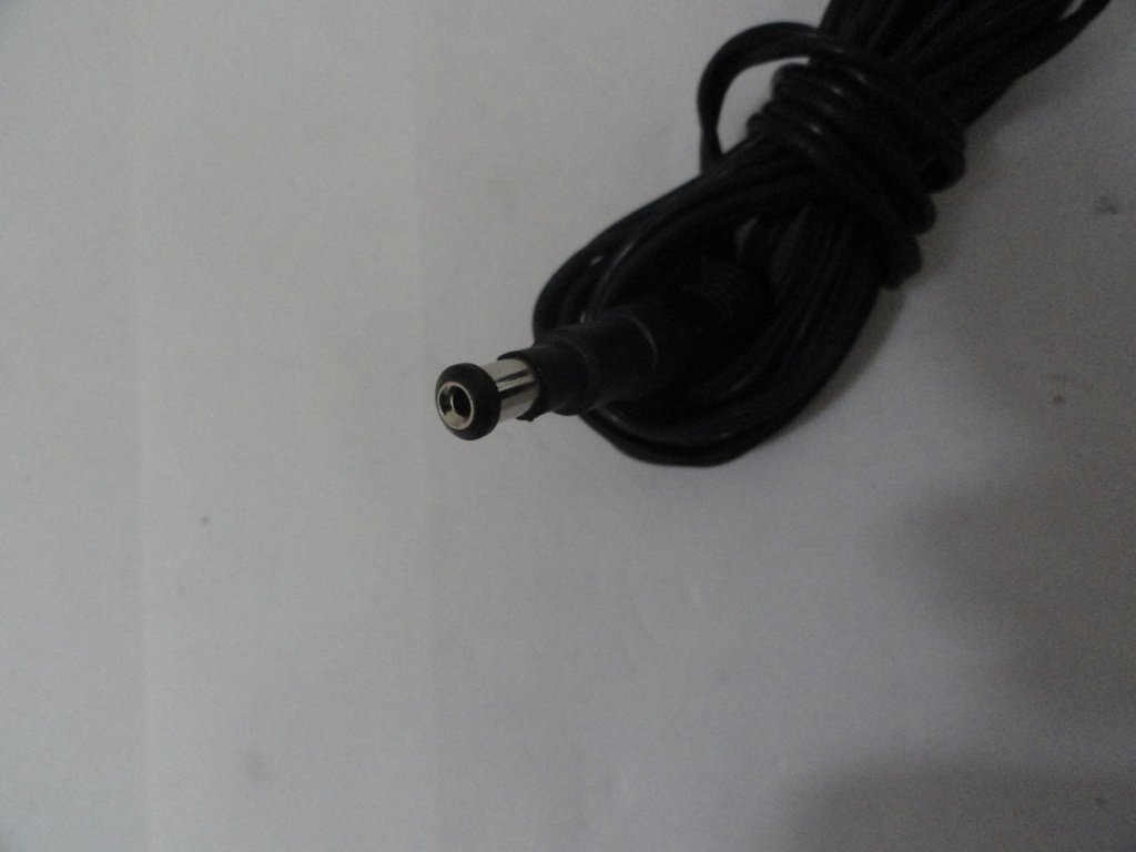 PR11514_FW3288_Generic 12V AC/DC Adapter - Image2