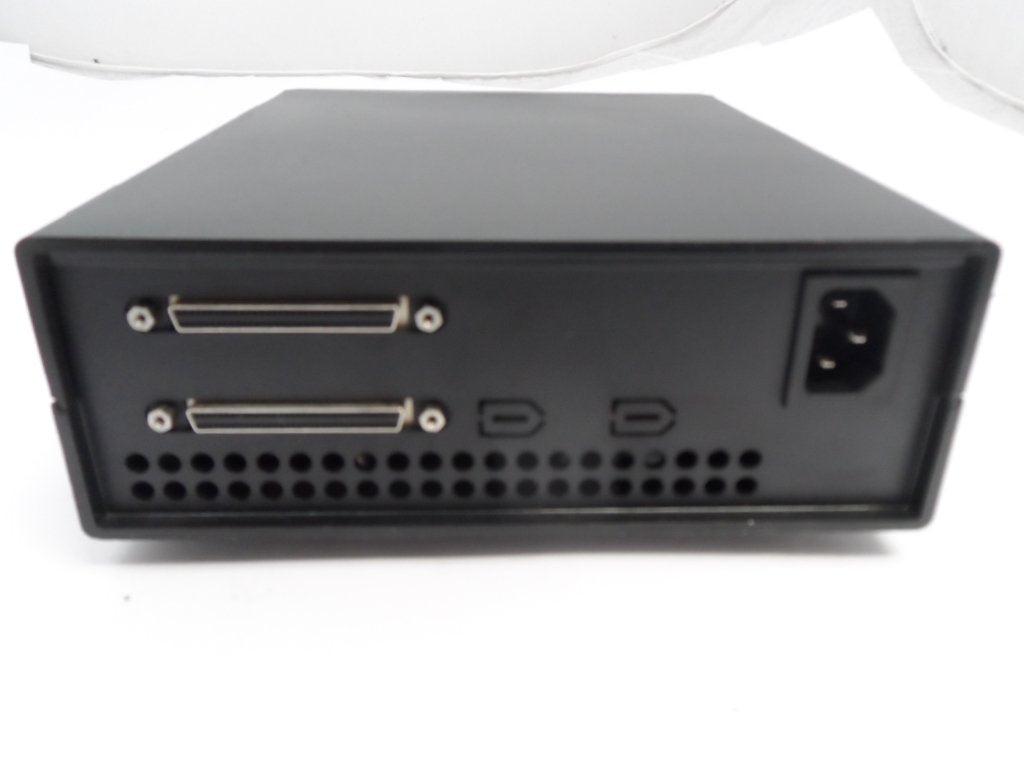 PR17528_0020-03500-01_Avid rS73/320 MediaDrive LVD 7th Generation 10K - Image3