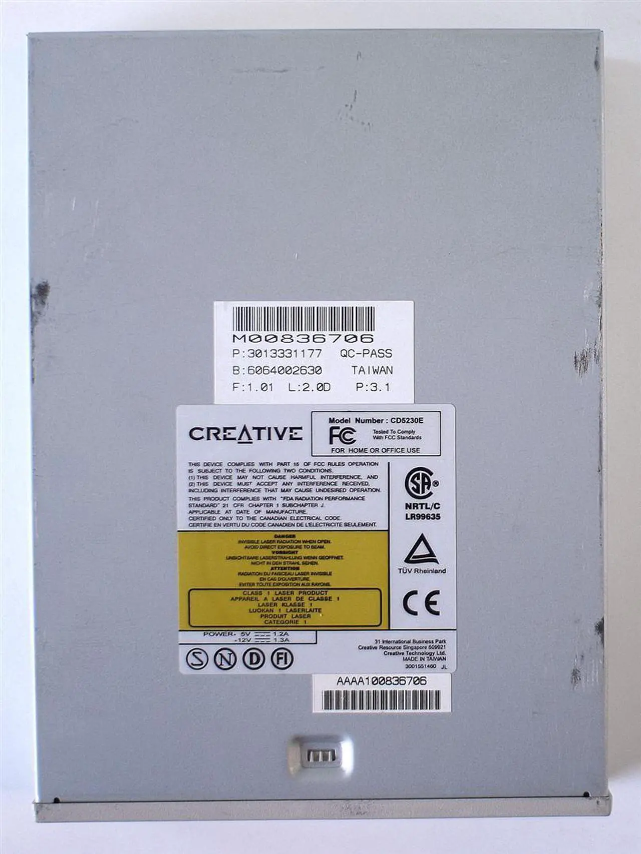 Creative 52x IDE CD-ROM Beige Optical Drive ( CD5230E ) USED