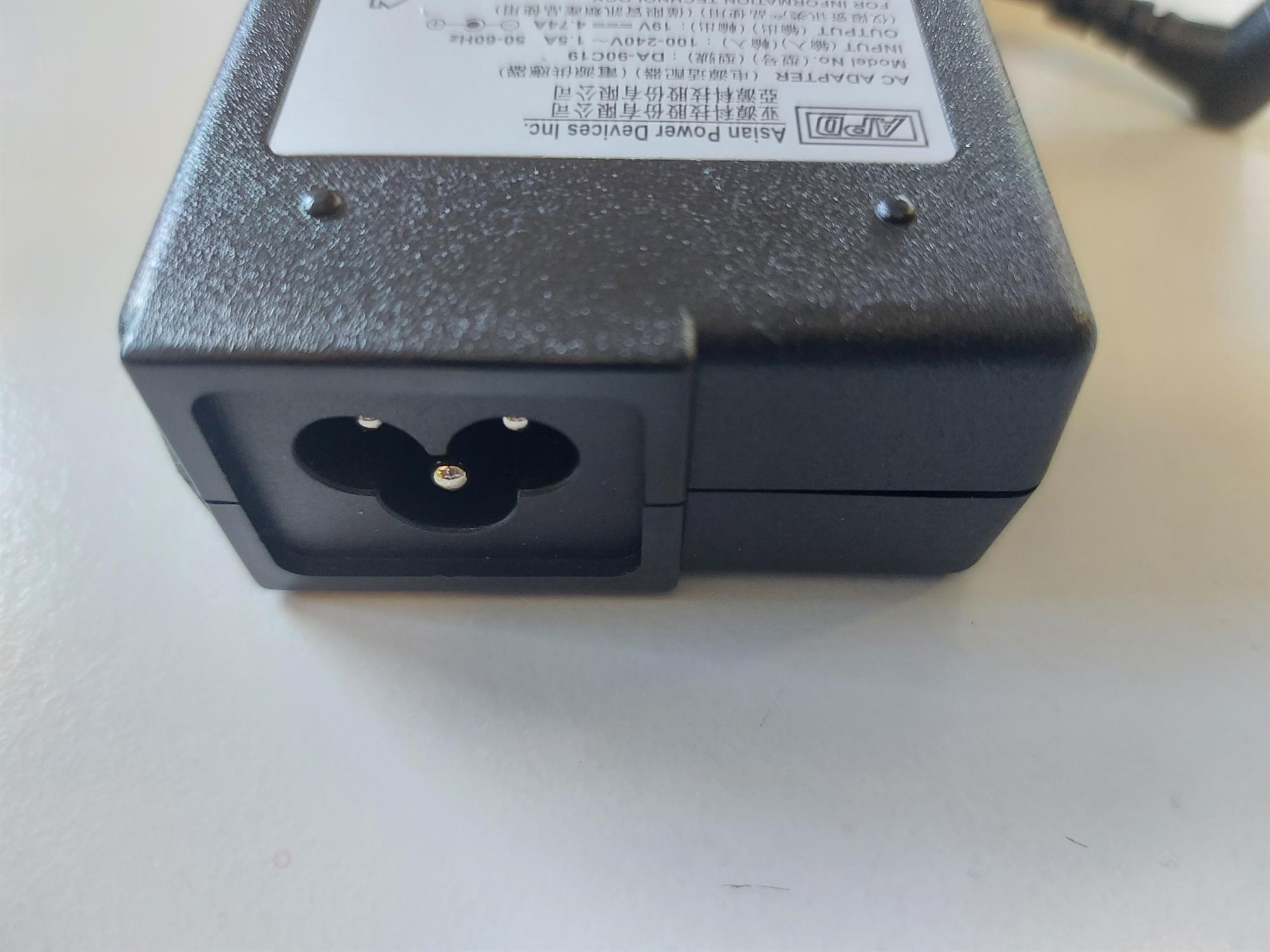 APD 19V 4.74A I.T.E AC ADAPTER Power Supply (DA-90C19)