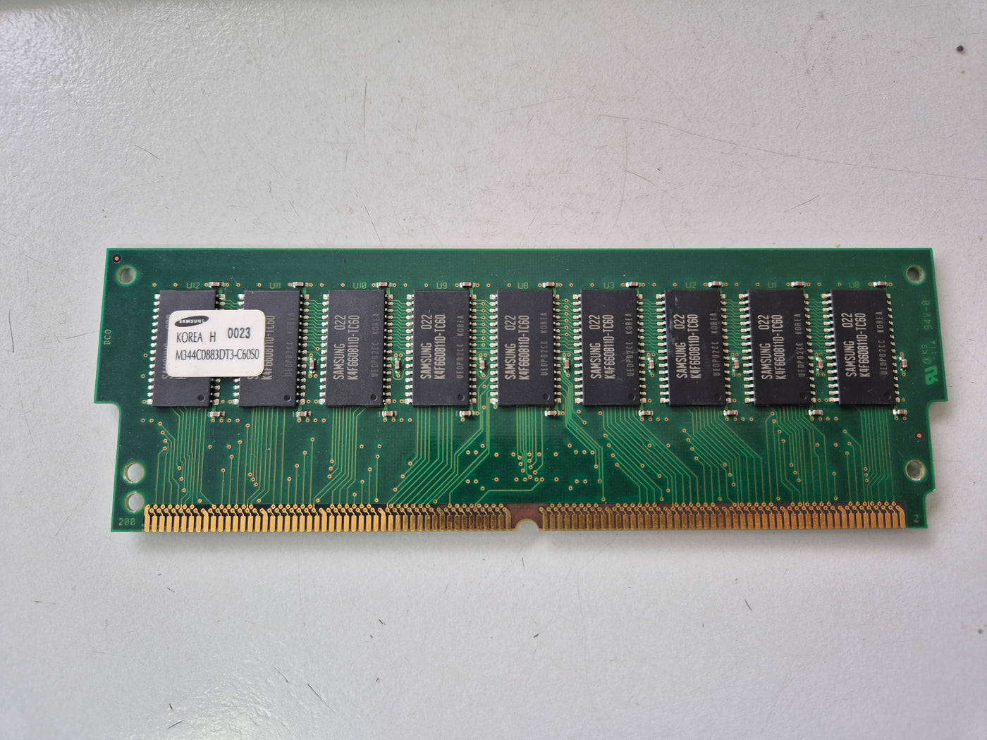 Samsung 128Mb PC100 100MHz 60ns ECC 200Pin DIMM ( M344C0883DT3-C60S0 ) REF
