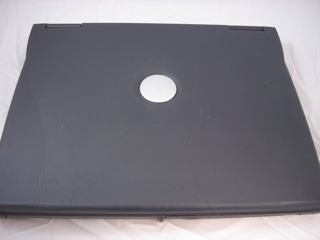 09C748 - Dell C600 Laptop P3 850Mhz 256Mp Ram 20Gb Hard Drive   CD-DVD/RW - Refurbished
