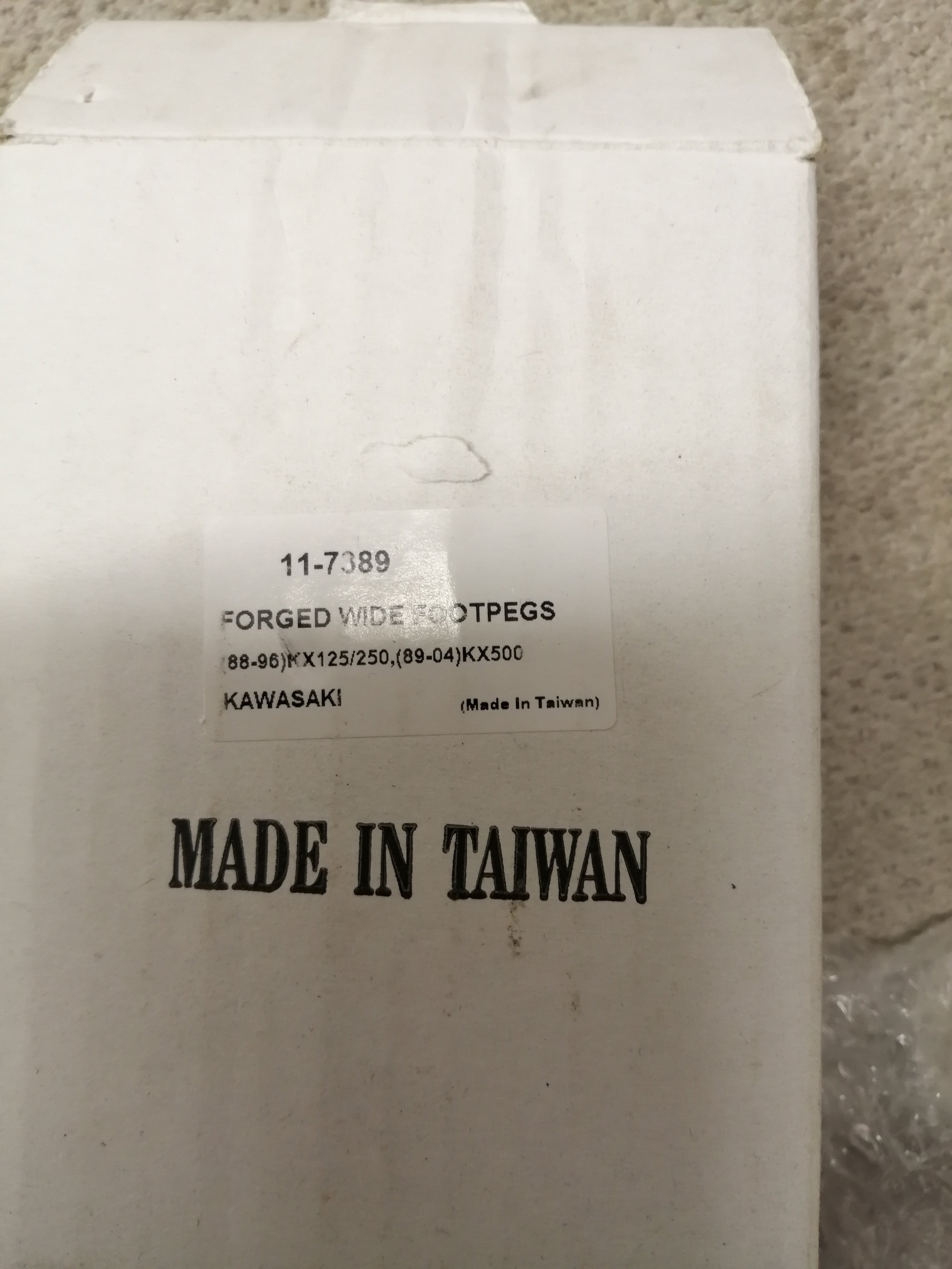 FOOTPEGS FOR KAWASAKI KX125 (86-89) KX250 (89-04) KX500 (11-7389 NEW )