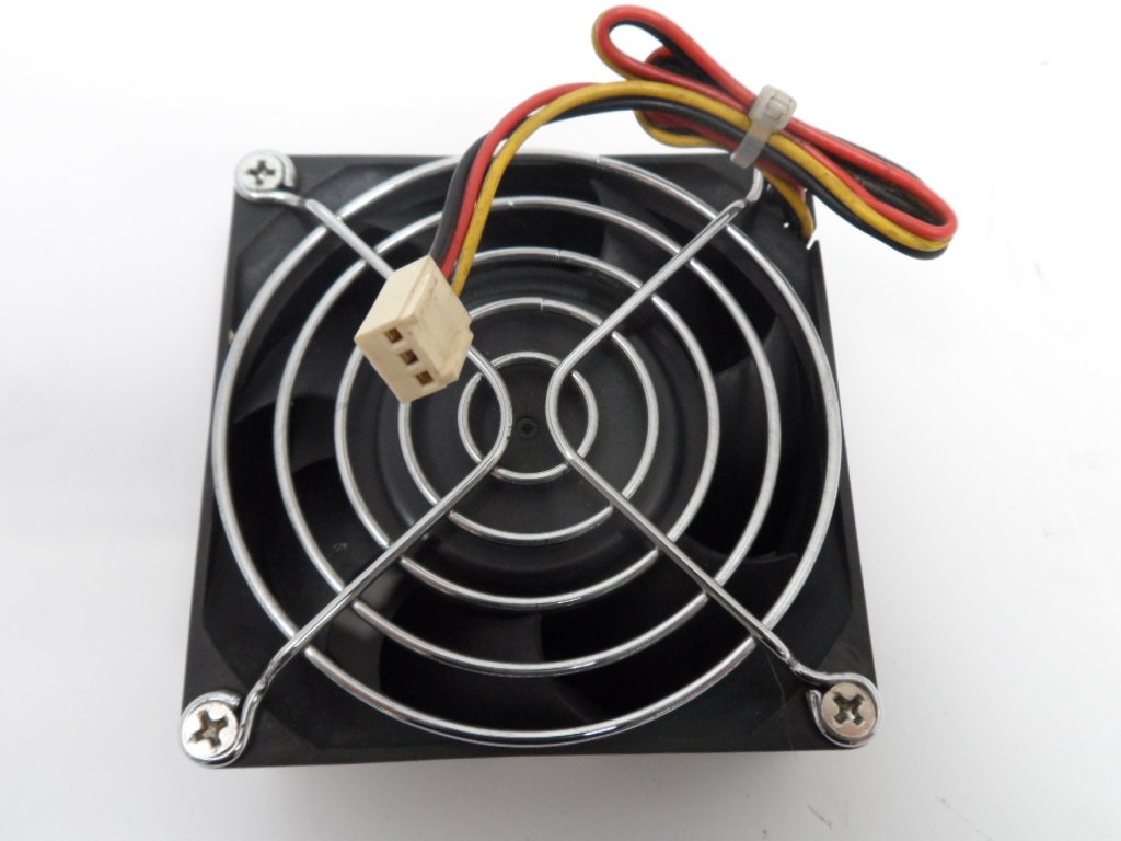 PR18804_FD128032HB_YS Tech FD128032HB 80mm x 80mm DC12V Fan - Image3