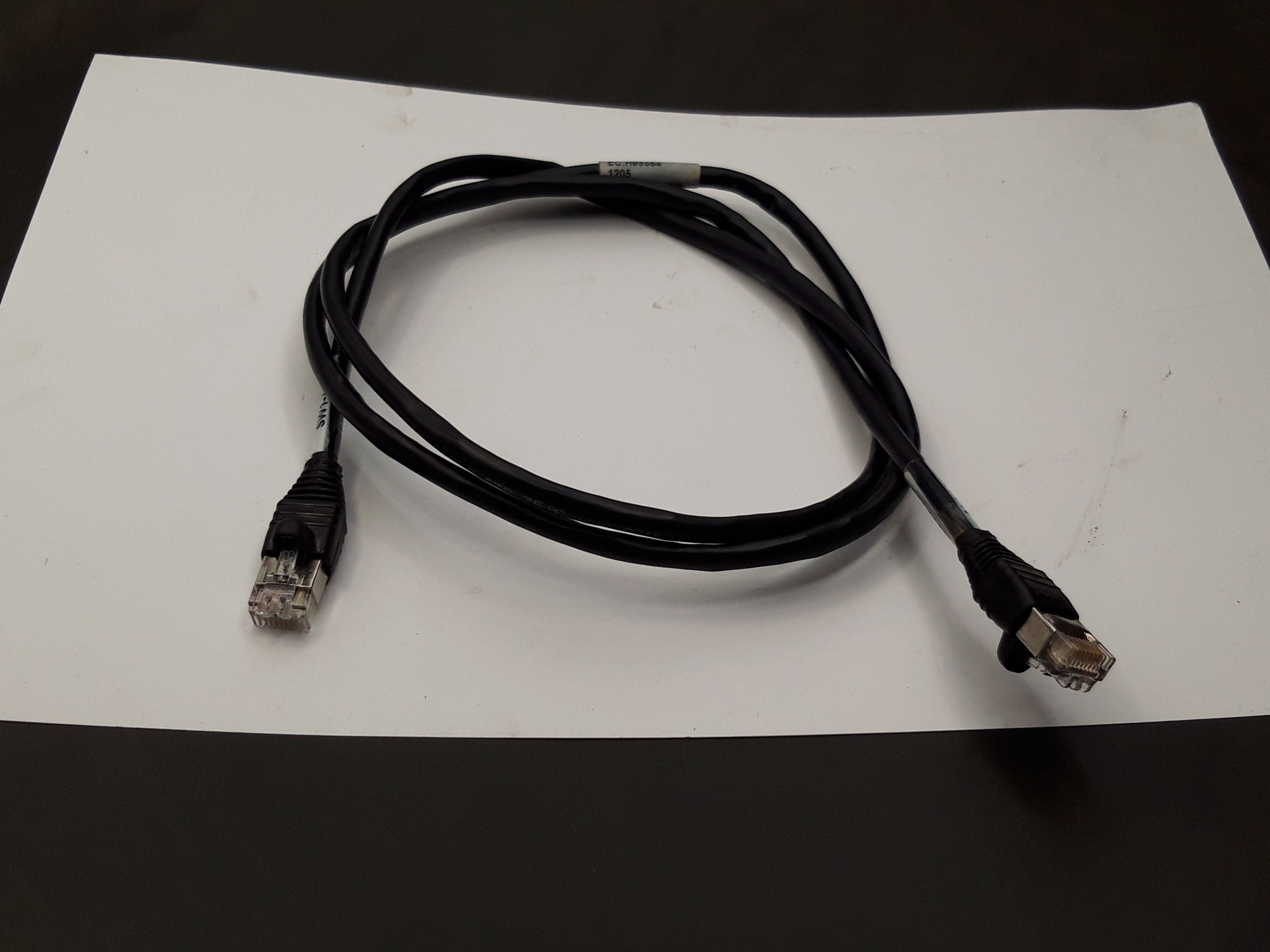 IBM Cable CEC 2 to Ethernet 1.2m (22R0993 USED)
