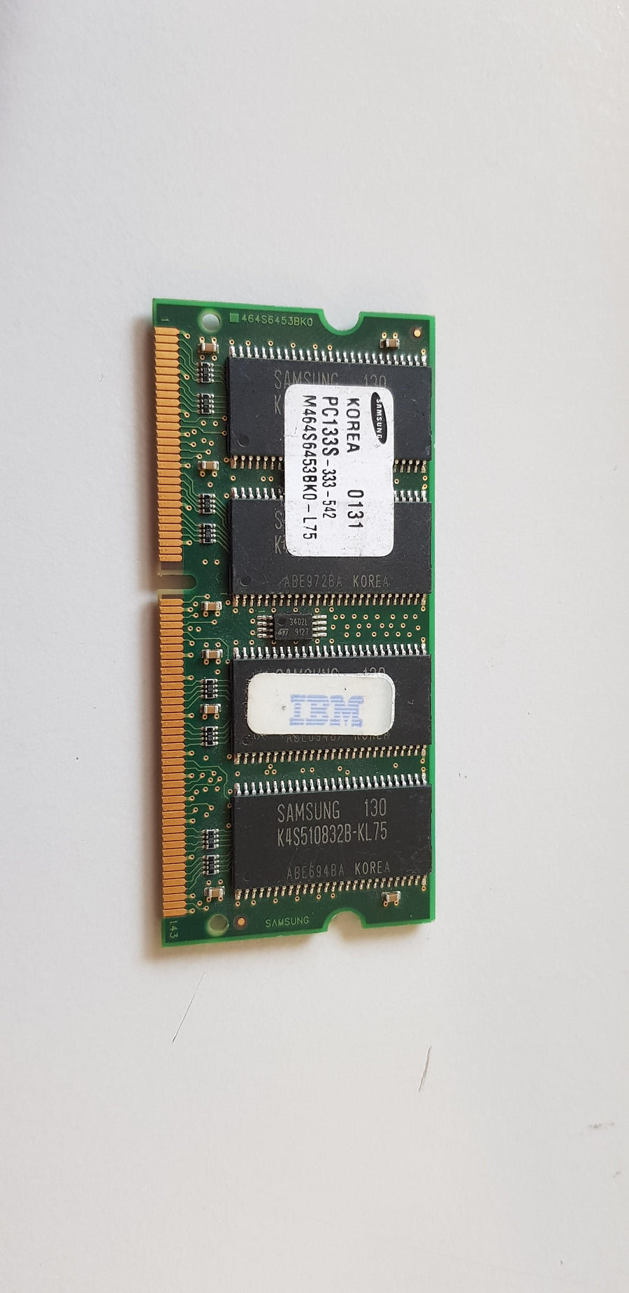 Samsung  512MB 144p PC133 CL3 64x8 2Rx8 3.3V SDRAM SODIMM (IBM LABELLED) (M464S6453BK0-L75)