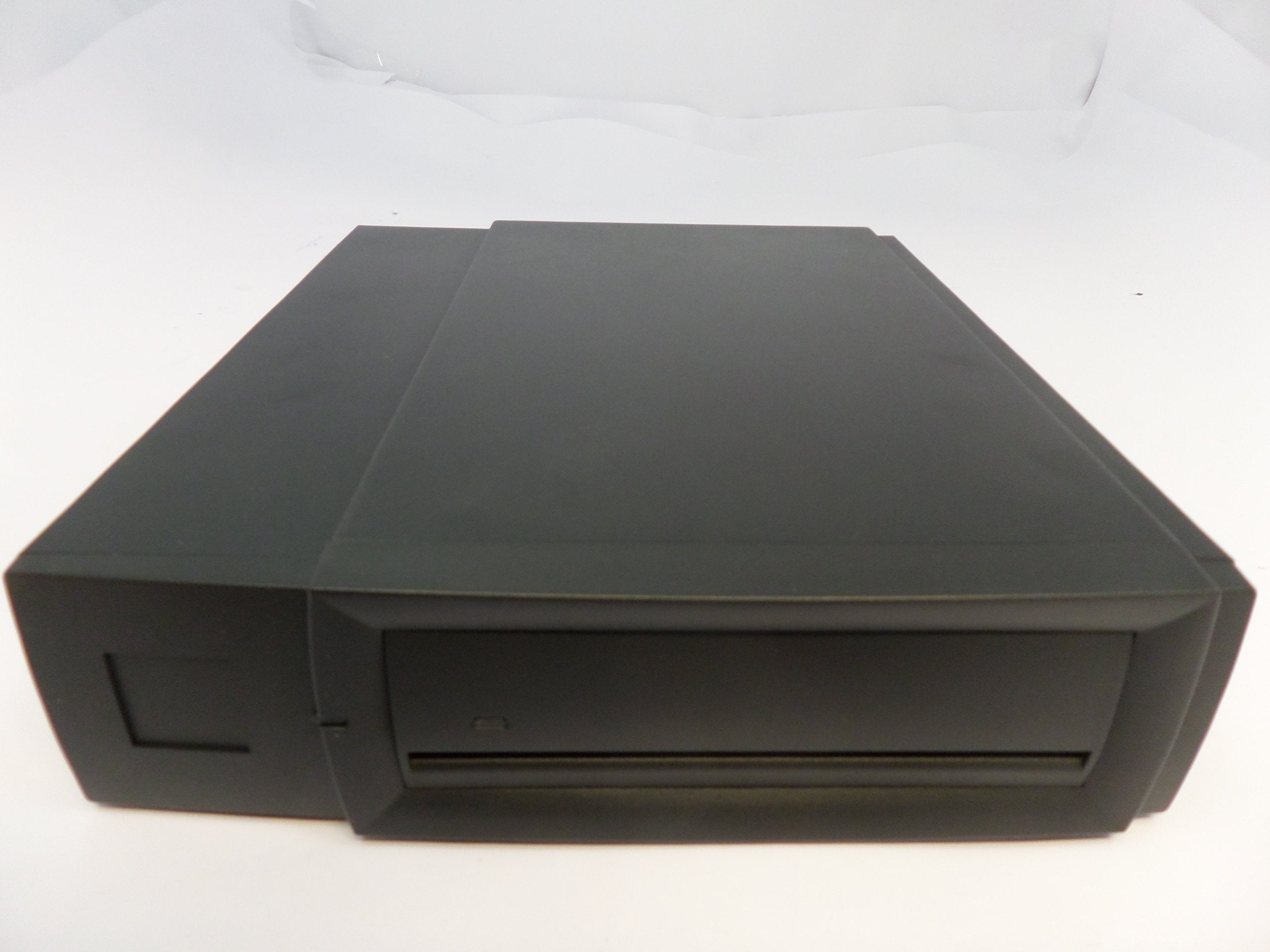 11-1027 - PDE E501 Wide Half Hight Hard Drive Enclosure - NOB