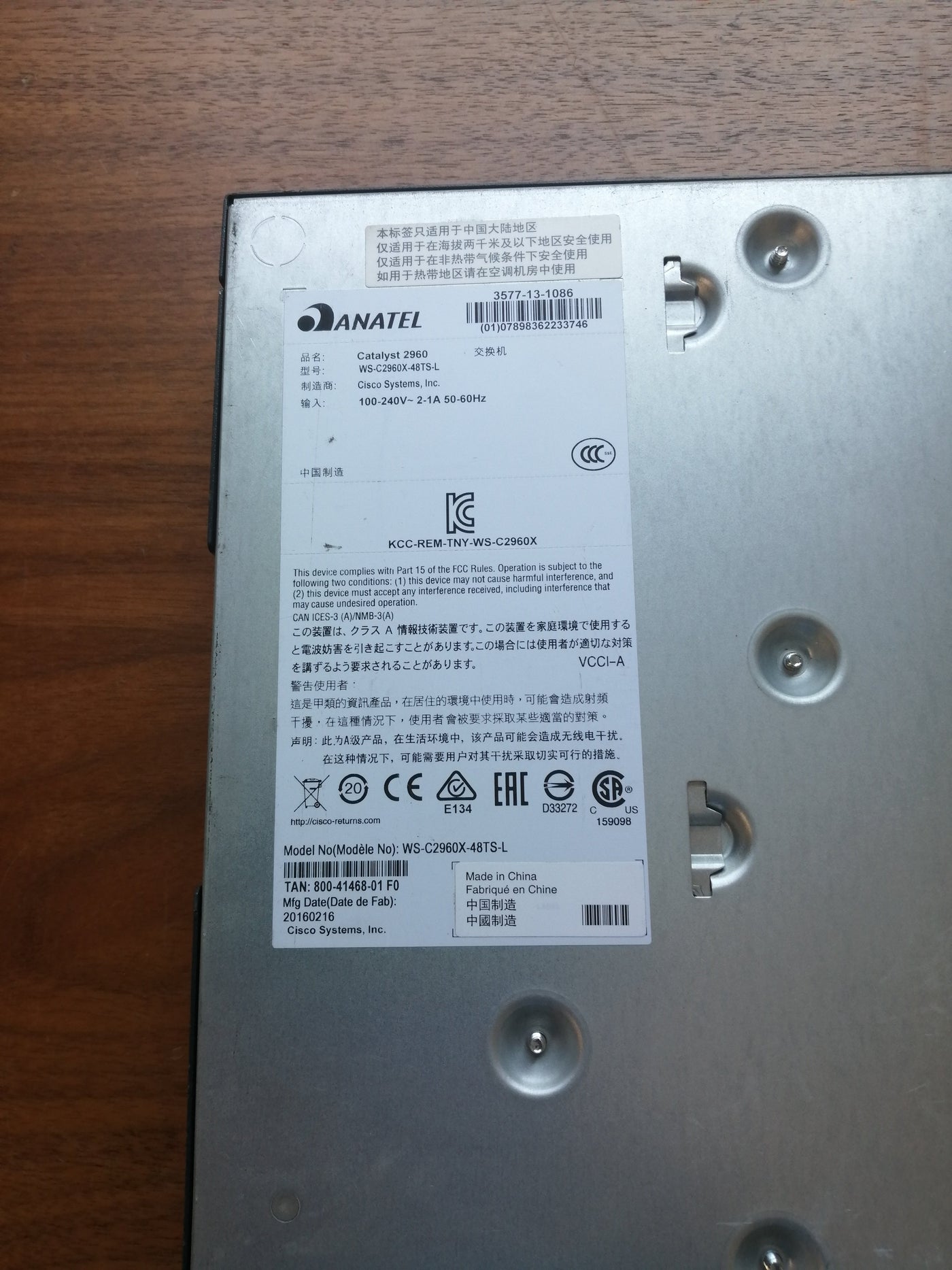 CISCO CATALYST 24 PORT ETHERNET SWITCH MANAGED ( WS-C2960X-24TS-L USED )