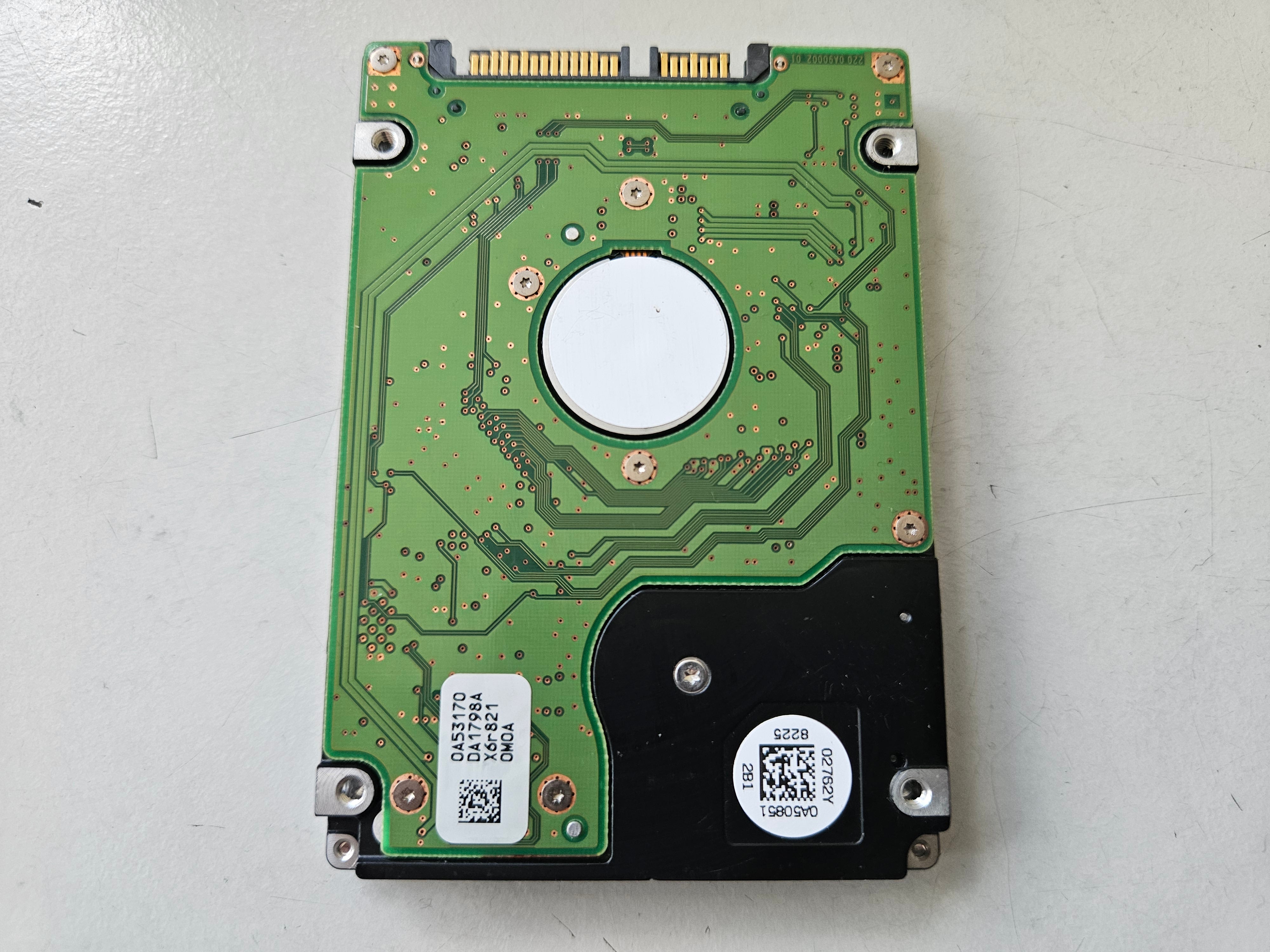 Hitachi Dell 160GB 7200RPM SATA 2.5" HDD ( HTS722016K9A300 0A55973 0PT763 ) REF