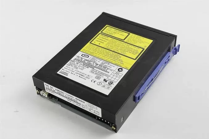 IBM LF-D291BK 4.7GB SCSI DVD-RAM 5.25in Drive ( 04N5967 04N5272 ) USED