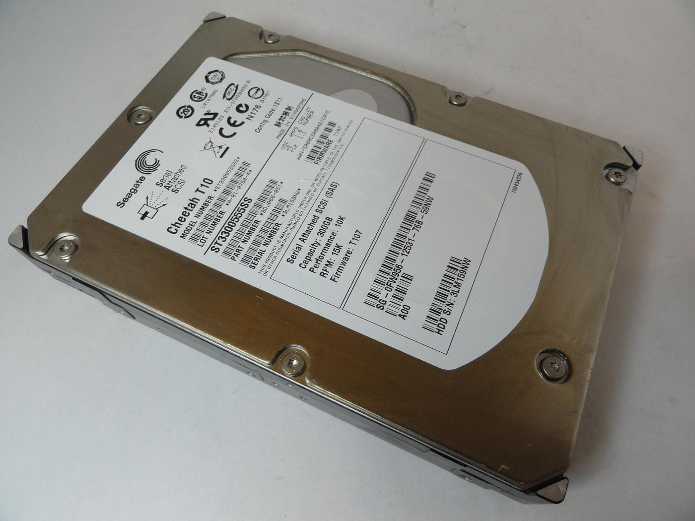 9DJ066-051 - Seagate Dell 300GB SAS 15Krpm 3.5in HDD - USED
