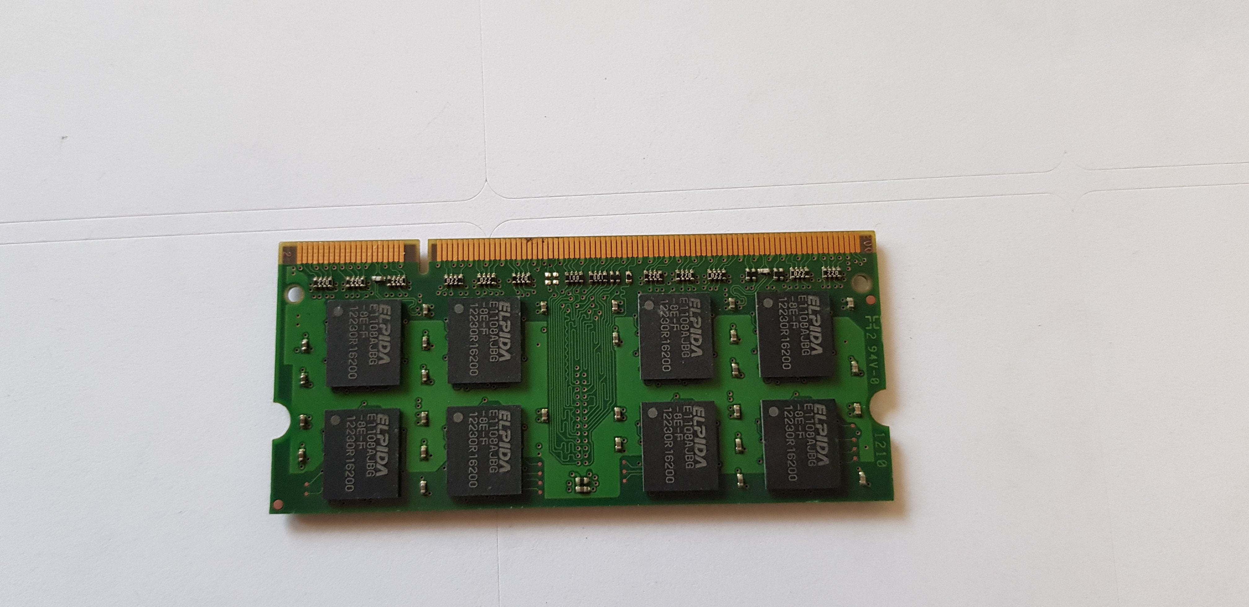 SanMax 2GB 2Rx8 PC2 53000S SODIMM MEMORY MODULE (SMD-N2G88N4P-6E)