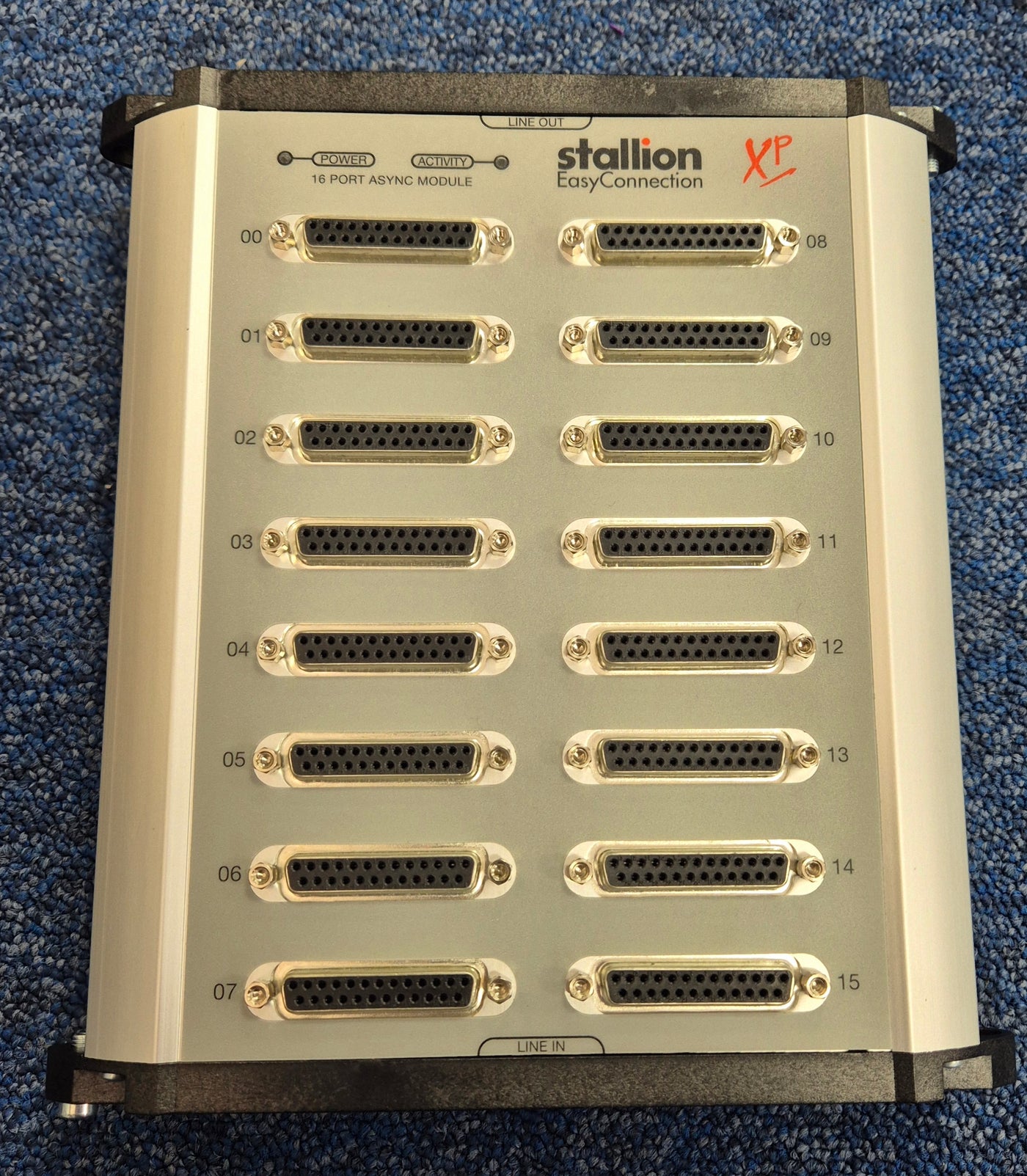 Stallion XP Easy Connection 16-Port ASYNC Panel ( 980040 ) USED