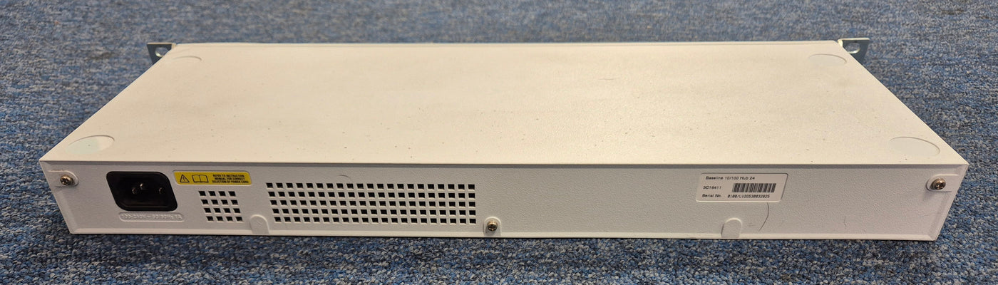 3Com SuperStack Baseline 10/100 Dual Speed 24-Port Hub ( 3C16411 ) USED