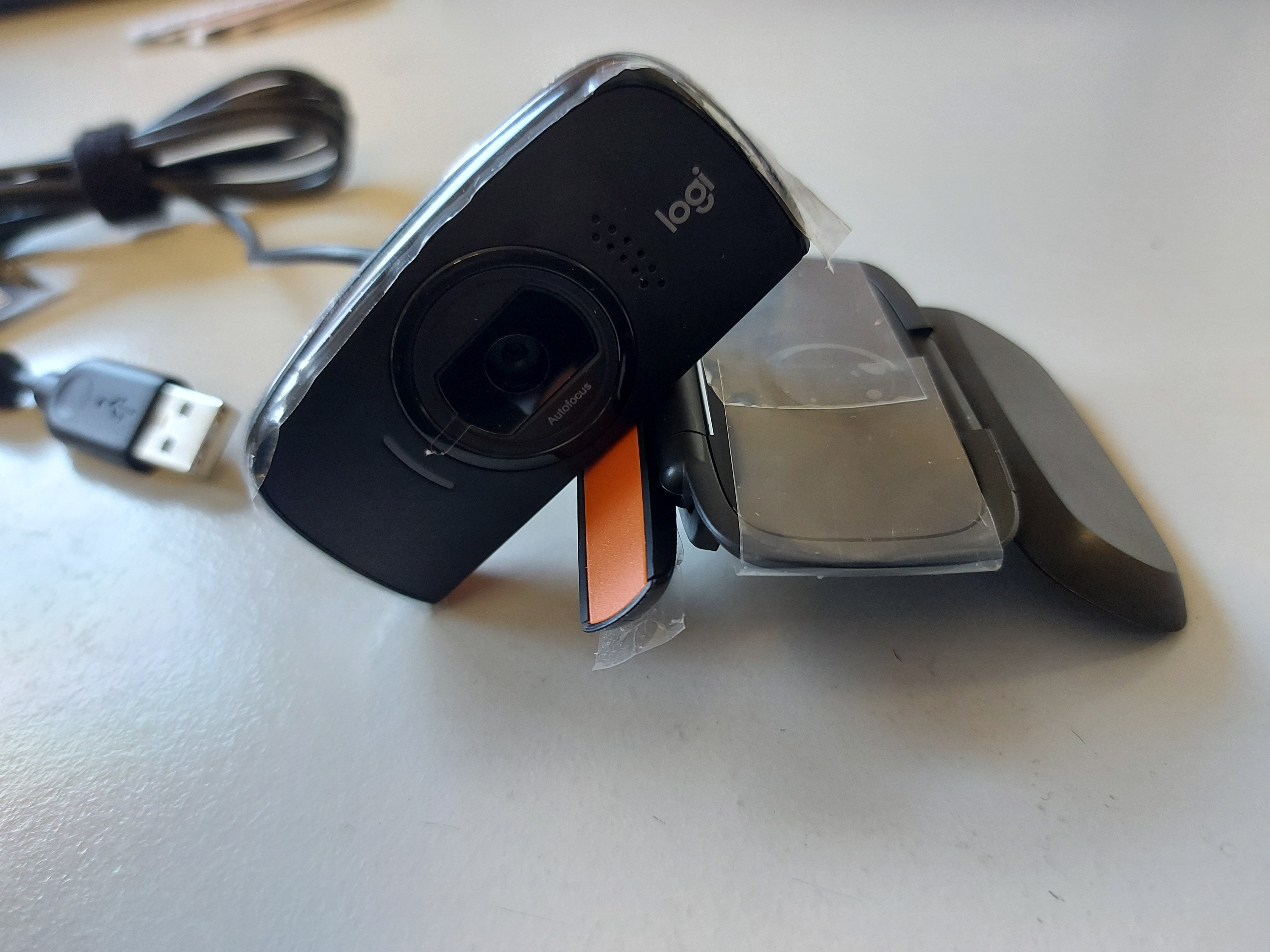 Logitech V-U0023 C525 HD 720p USB Webcam Model 860-000456